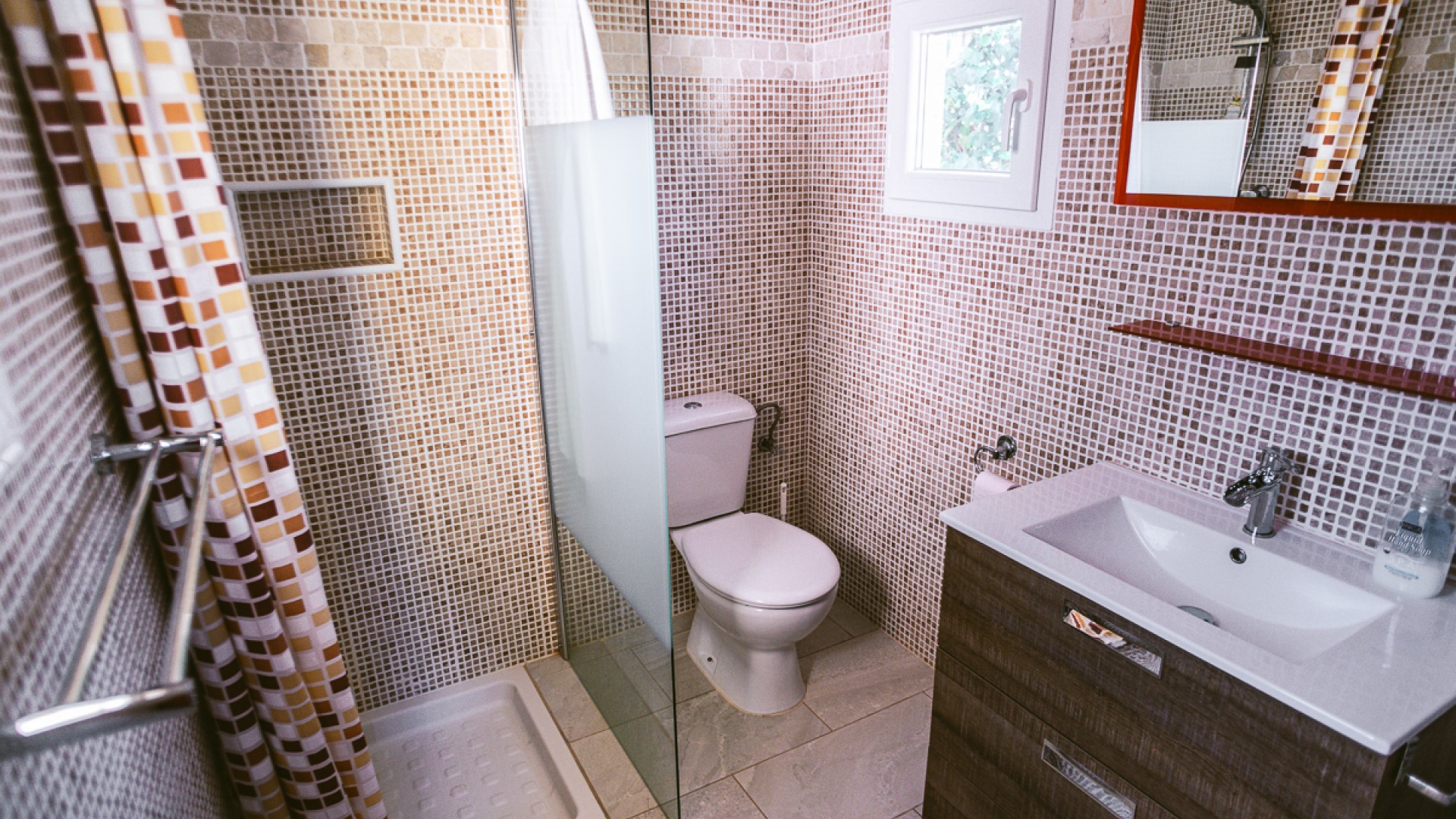 Resale - Kommerziell -
Hondón de las Nieves - Hondón De Las Nieves