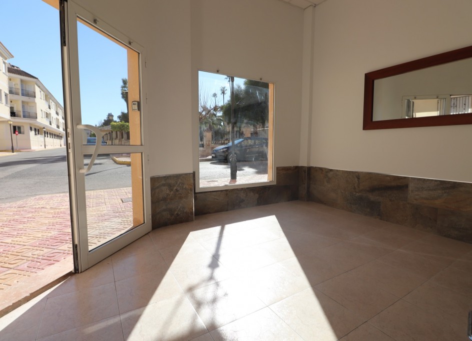 Resale - Kommerziell -
Jacarilla - Jacarilla - Town