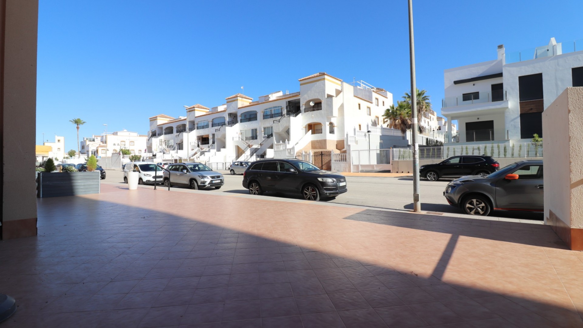 Resale - Kommerziell -
Los Montesinos - Laguna Green