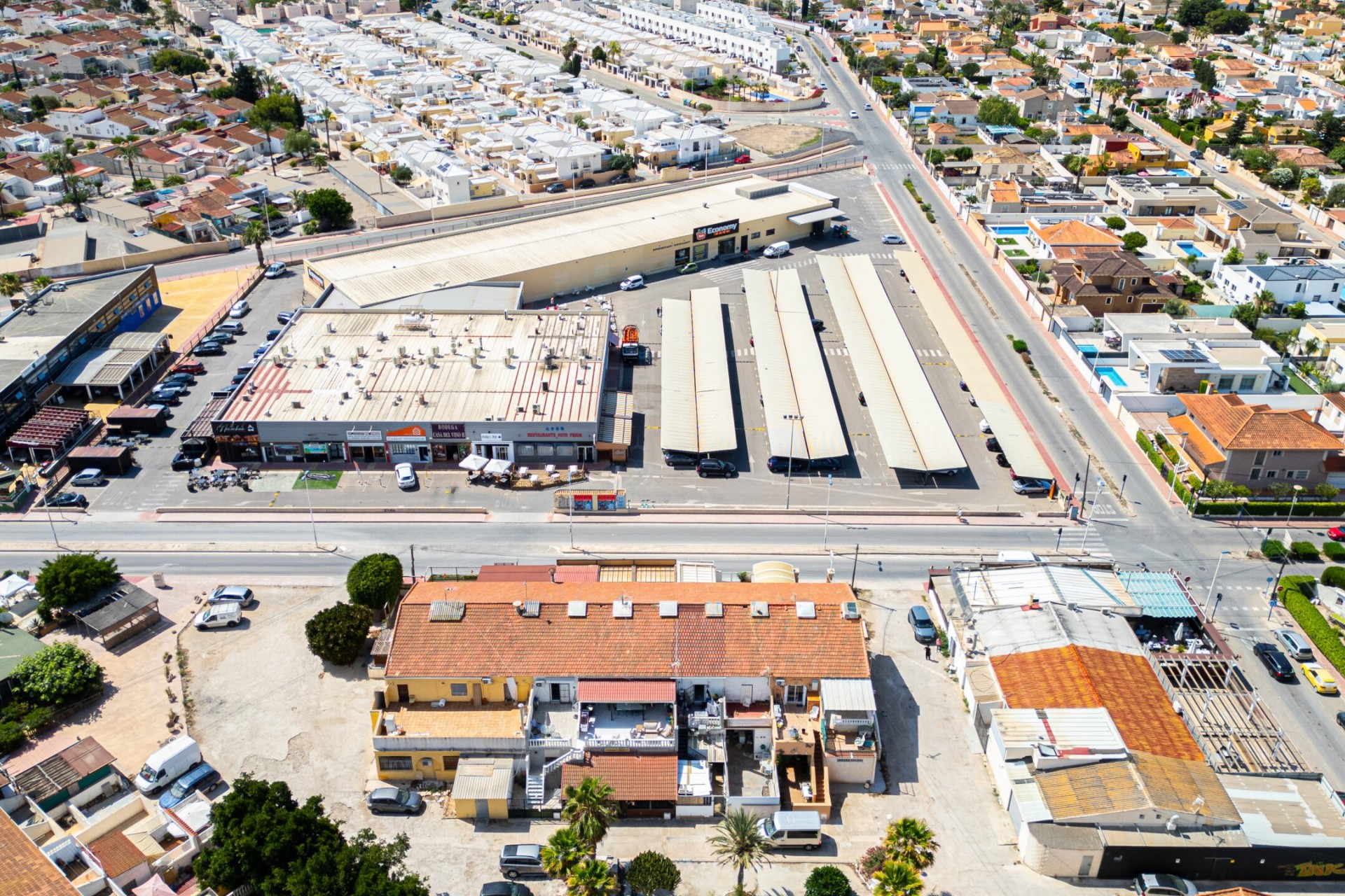 Resale - Kommerziell -
Torrevieja - La Siesta - El Chaparral - San Luis