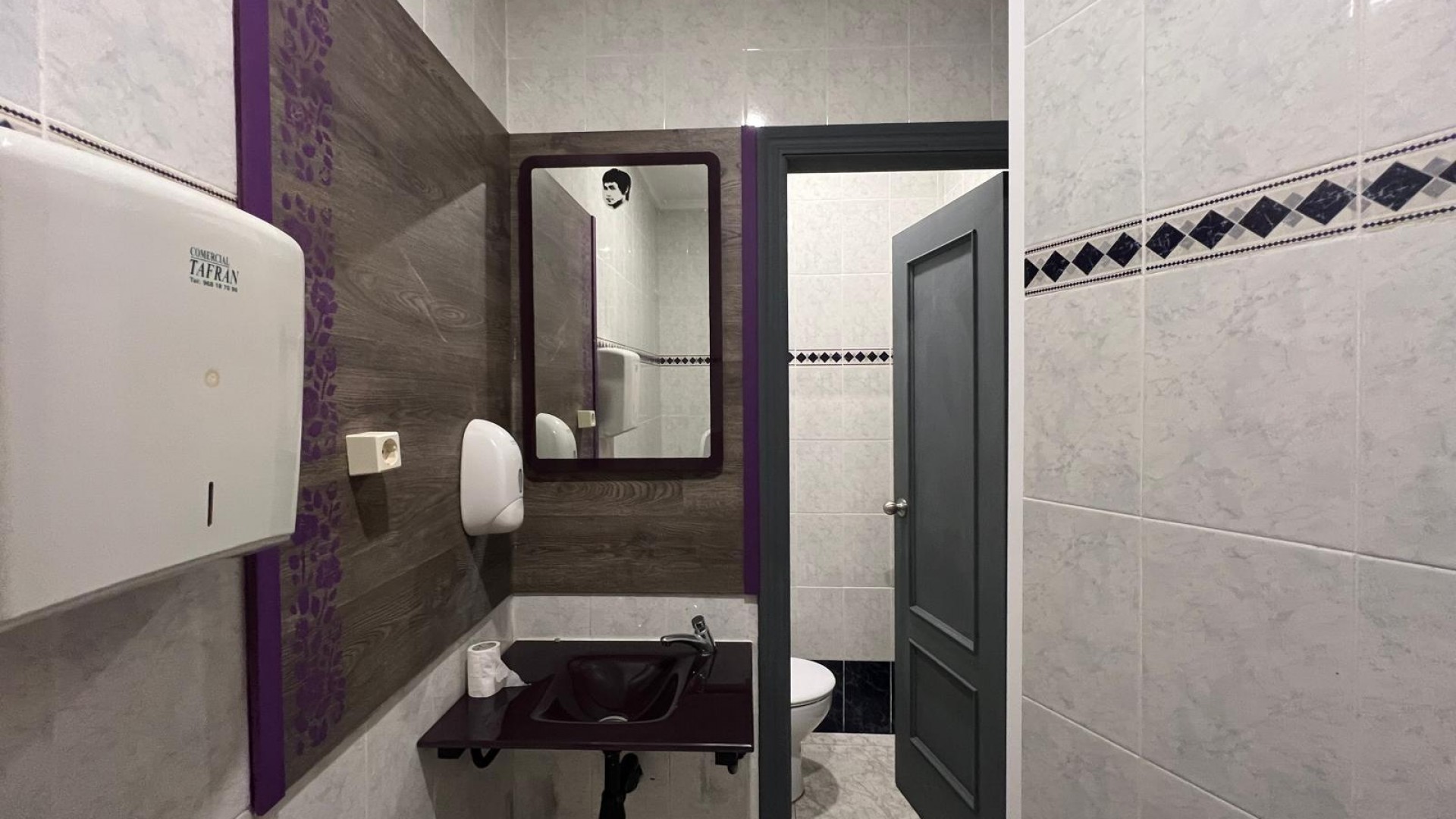 Resale - Kommerziell -
Torrevieja - Playa de los Naufragos