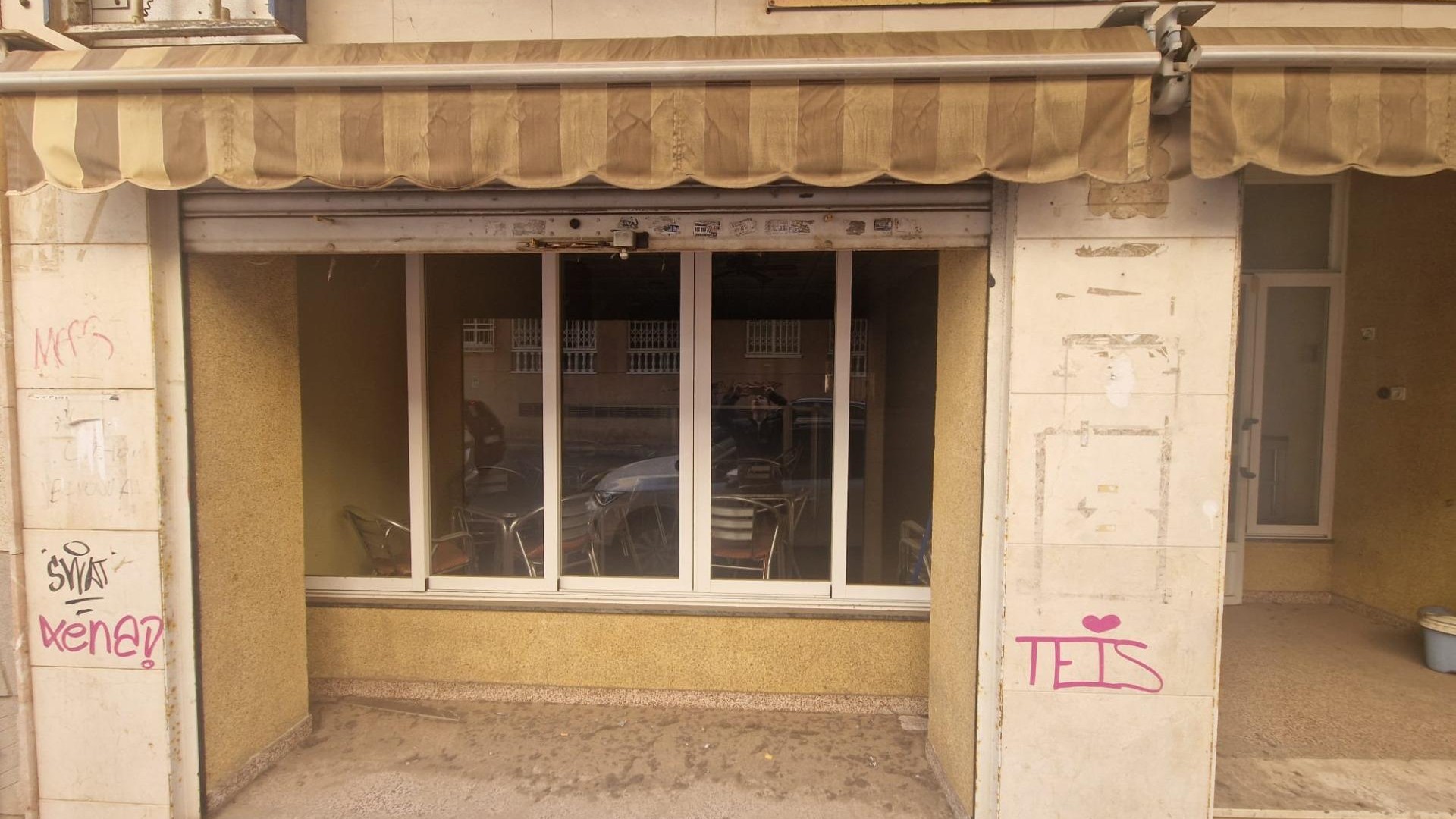 Resale - Kommerziell -
Torrevieja - Playa del cura