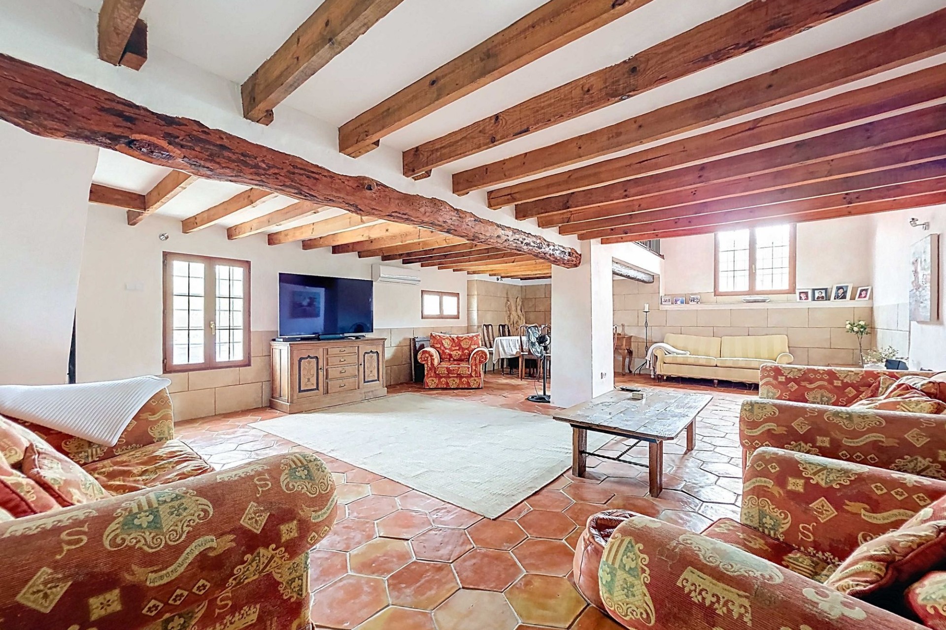 Resale -  -
La Alberquilla