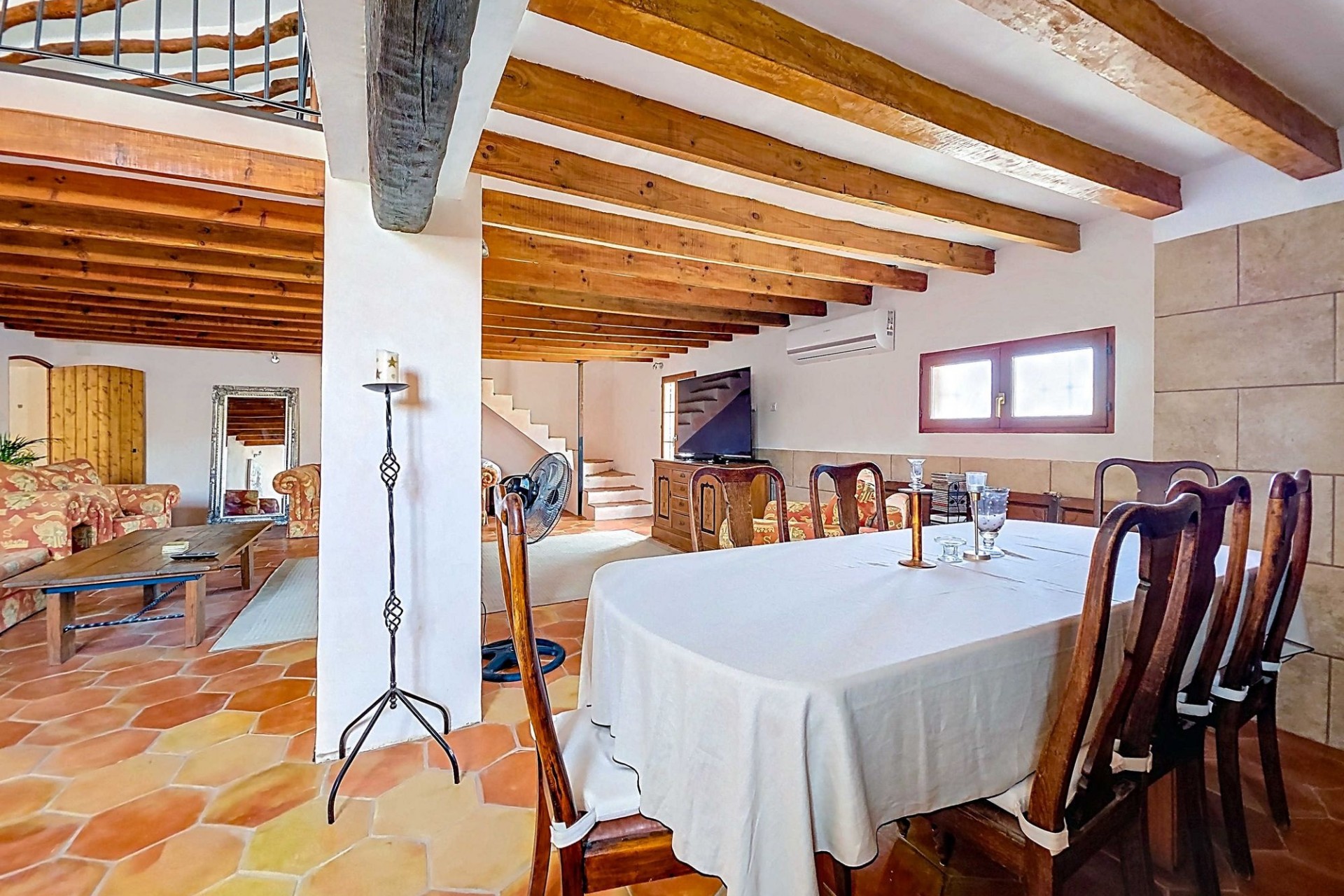 Resale -  -
La Alberquilla