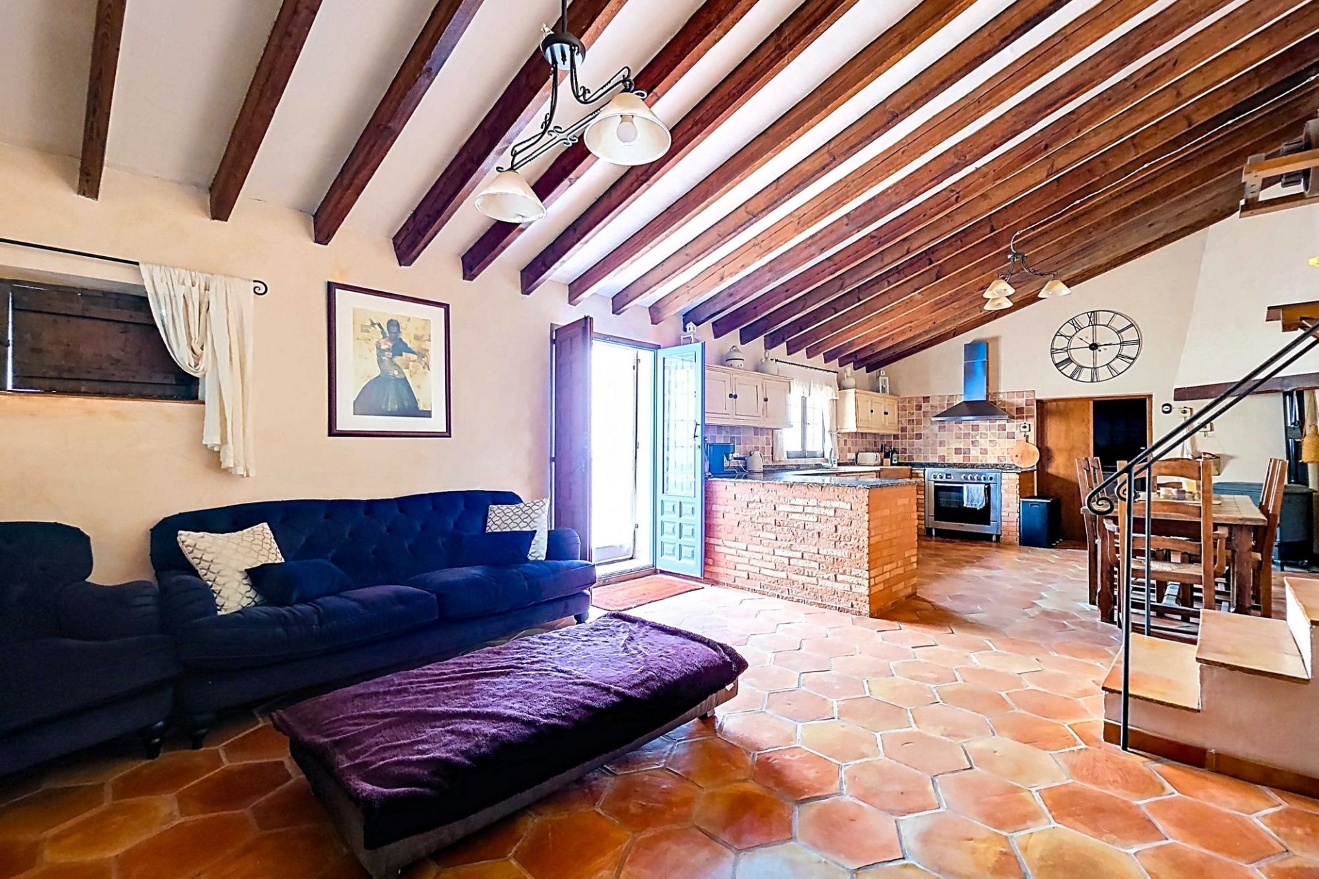 Resale -  -
La Alberquilla