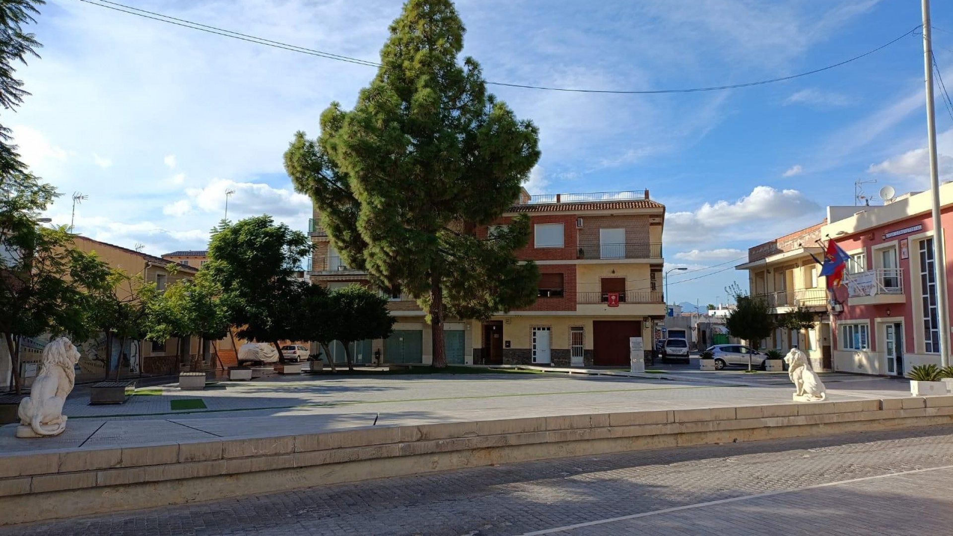 Resale - Lokal -
Benferri - PLAZA DE LA CONSTITUCION