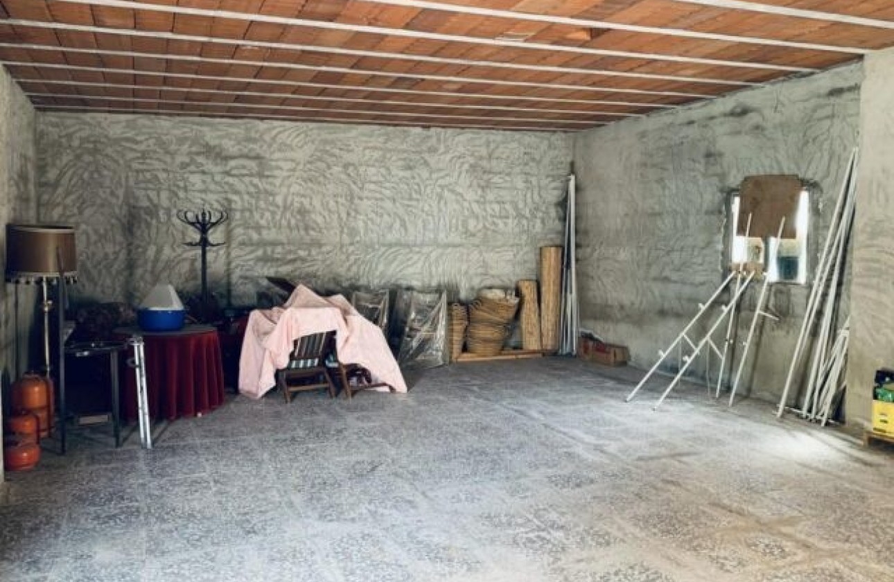 Resale - Plot / Land -
La Romana