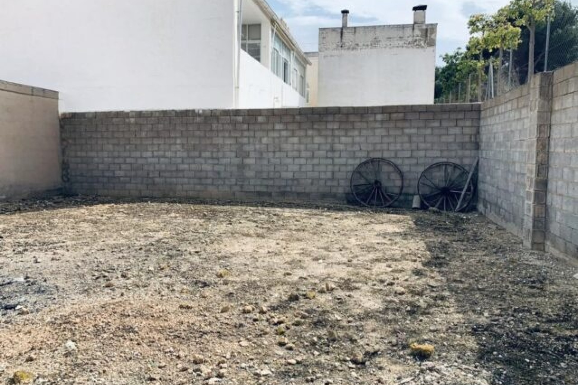 Resale - Plot / Land -
La Romana