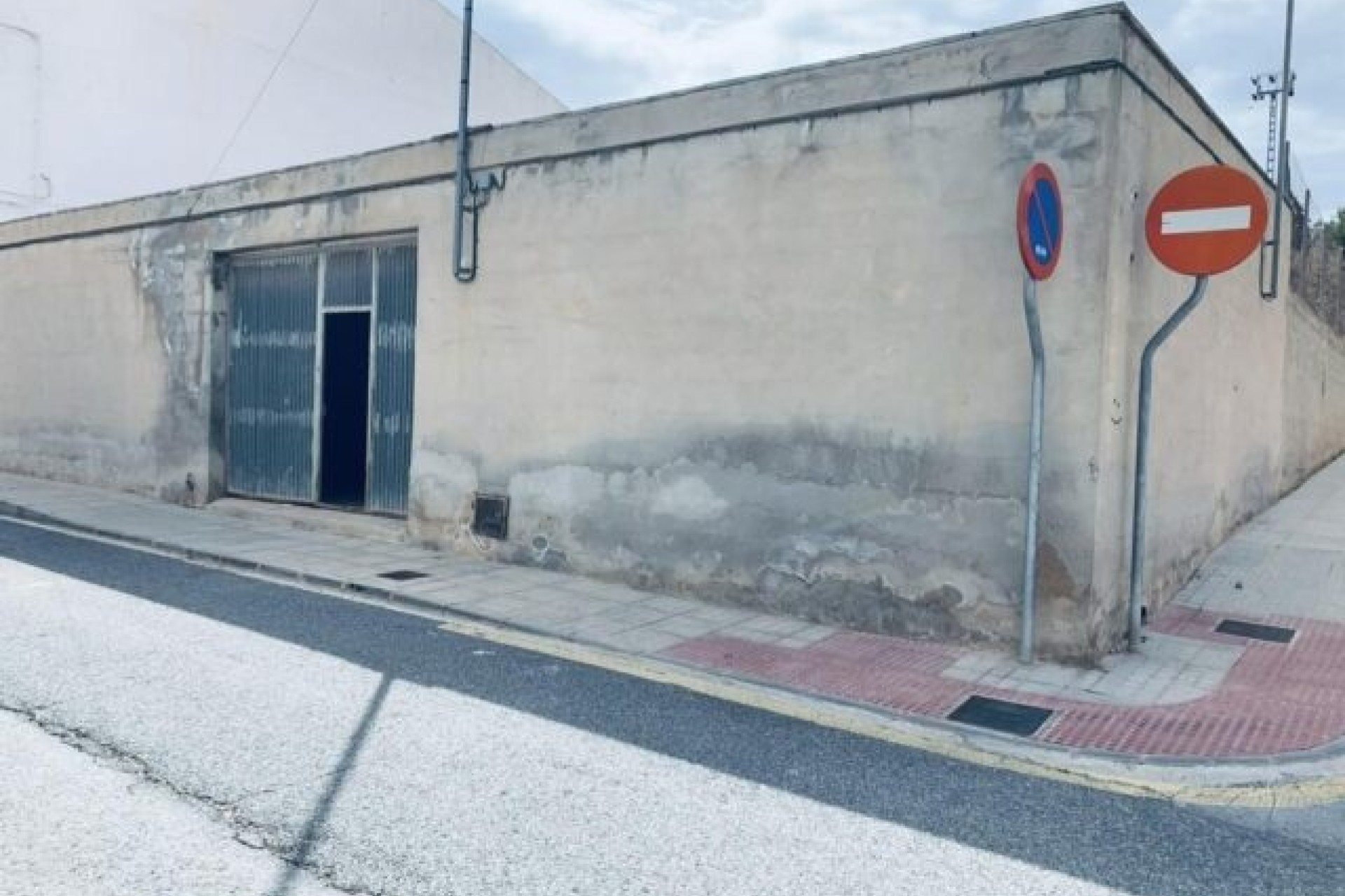 Resale - Plot / Land -
La Romana