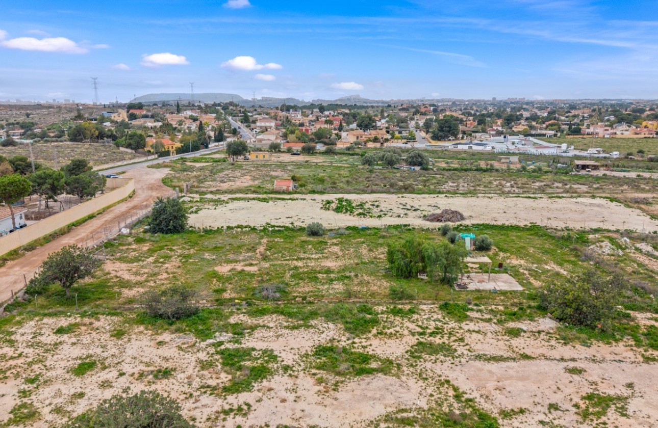Resale - Plot / Land -
Mutxamel