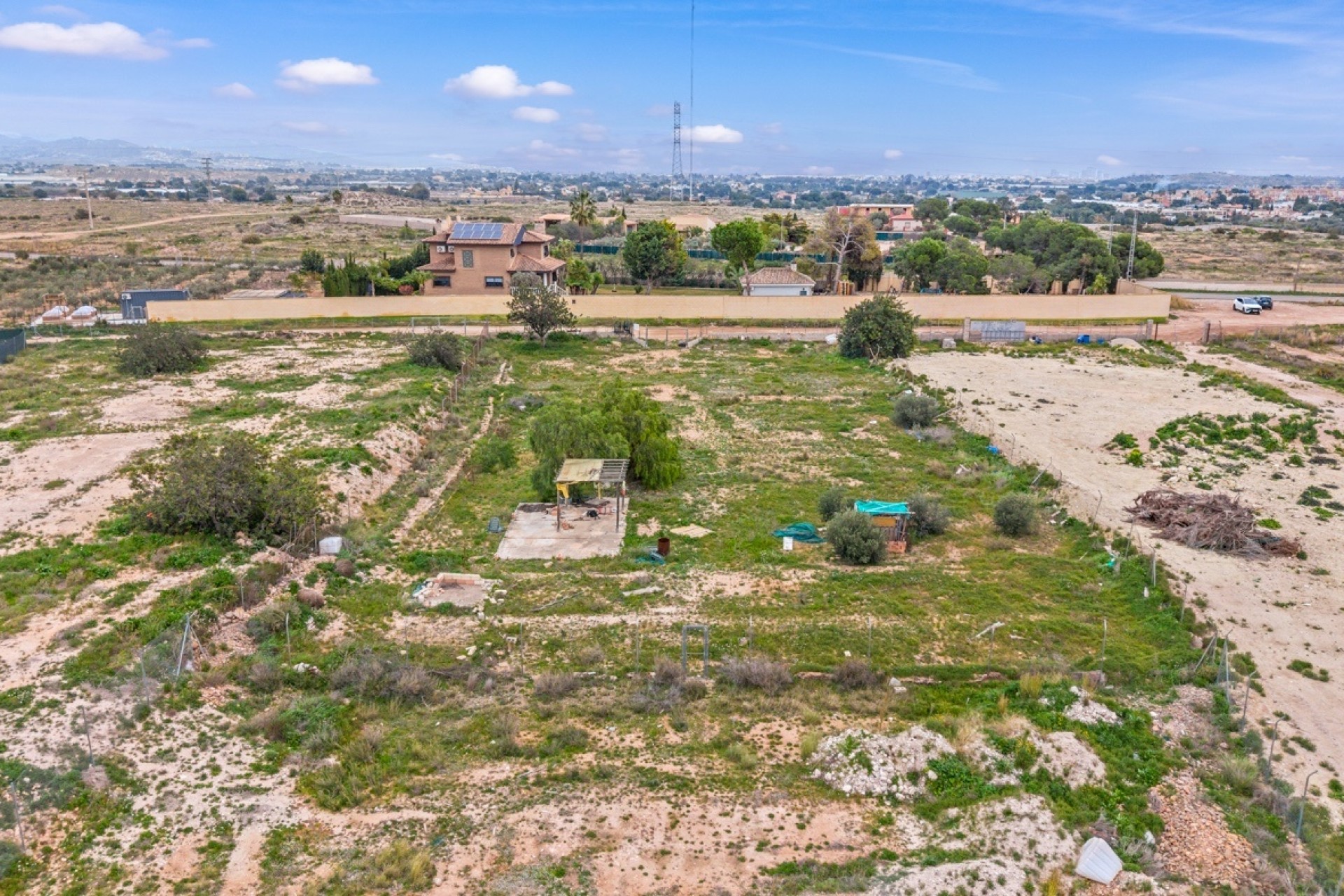 Resale - Plot / Land -
Mutxamel