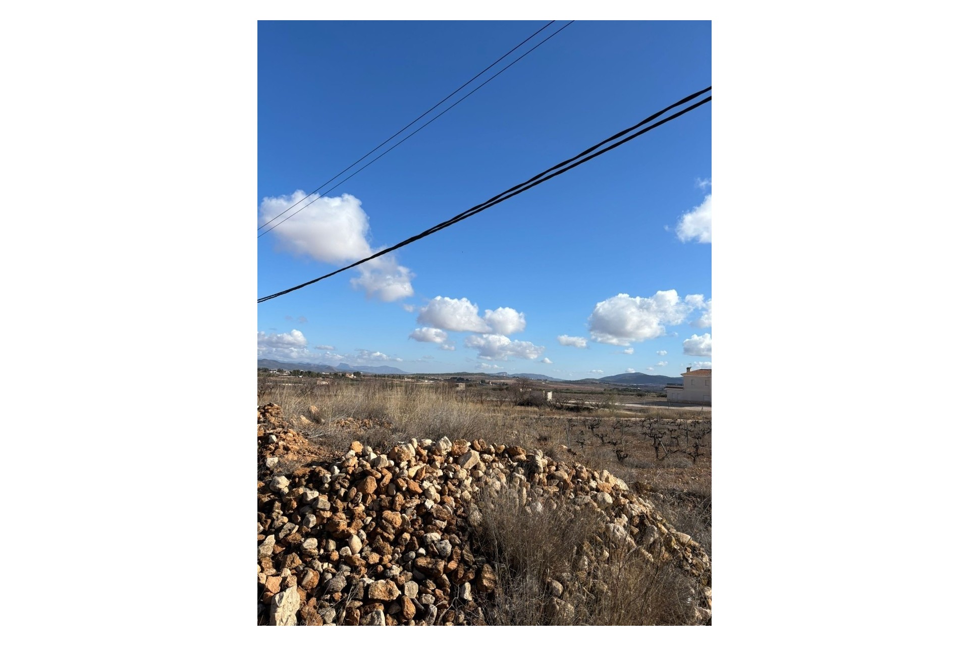 Resale - Plot / Land -
Pinoso - el Pinós / Pinoso