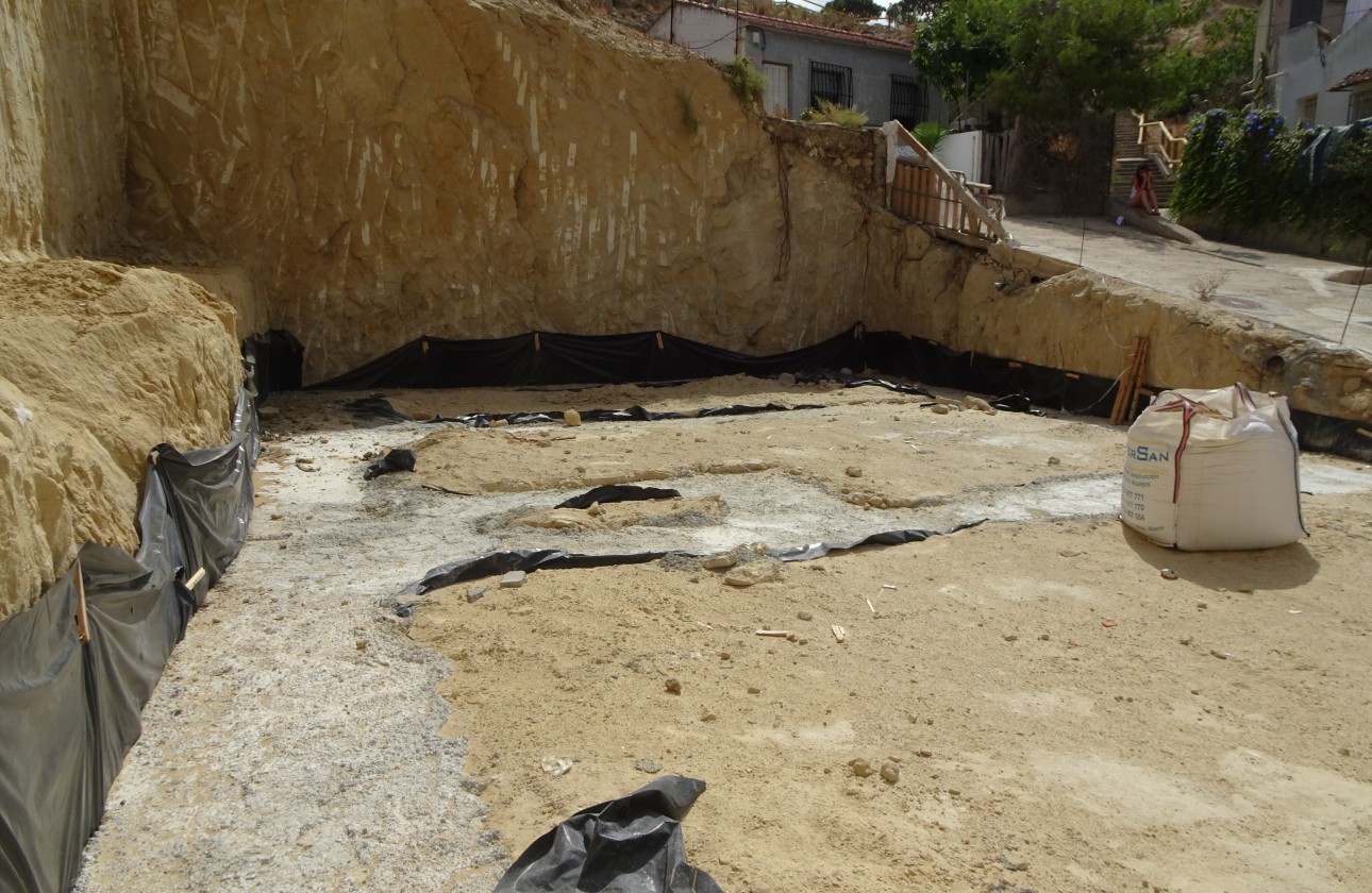 Resale - Plot / Land -
Rojales - Rojales - Village