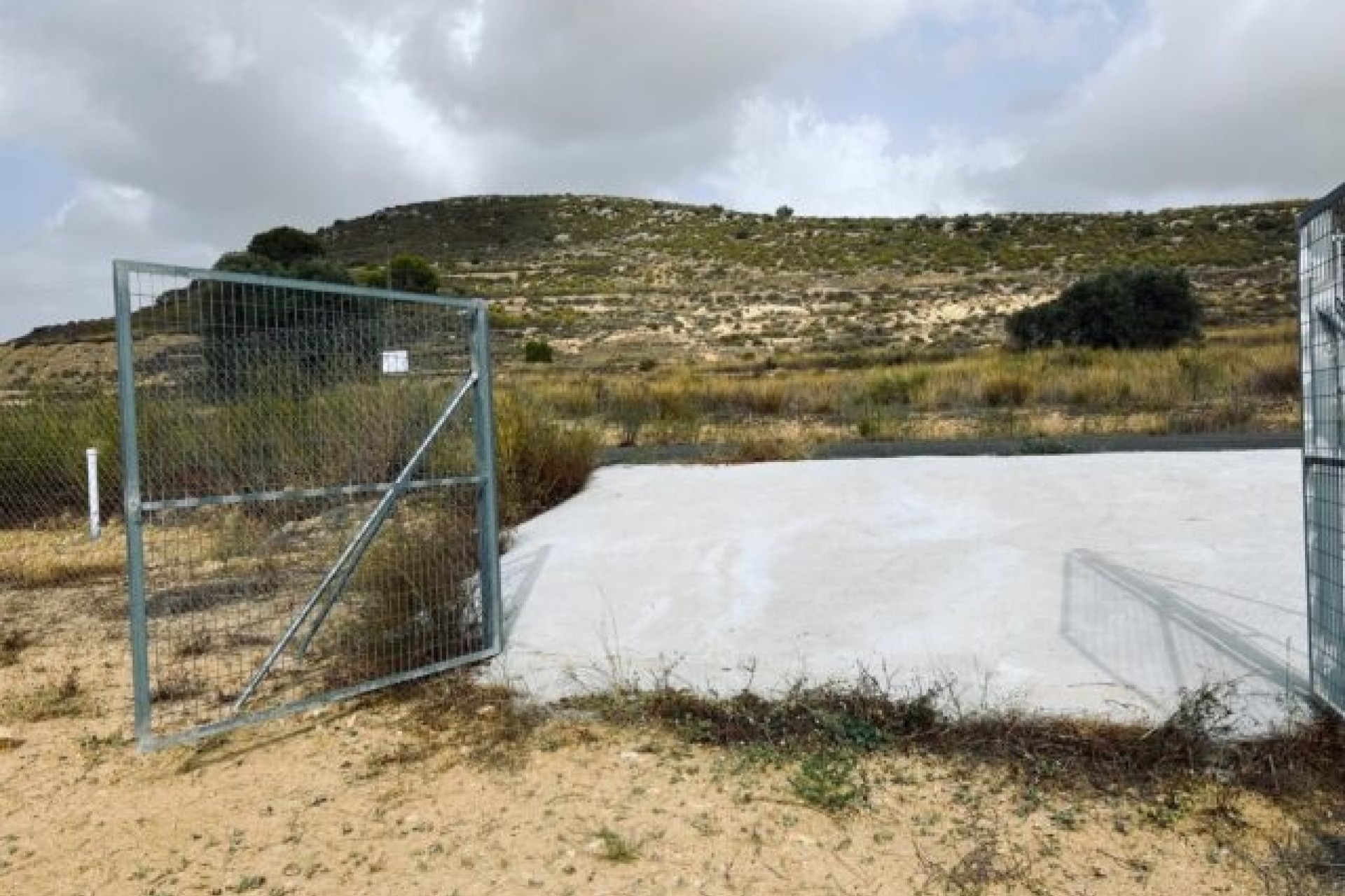Resale - Plot / Land -
Torre del Rico