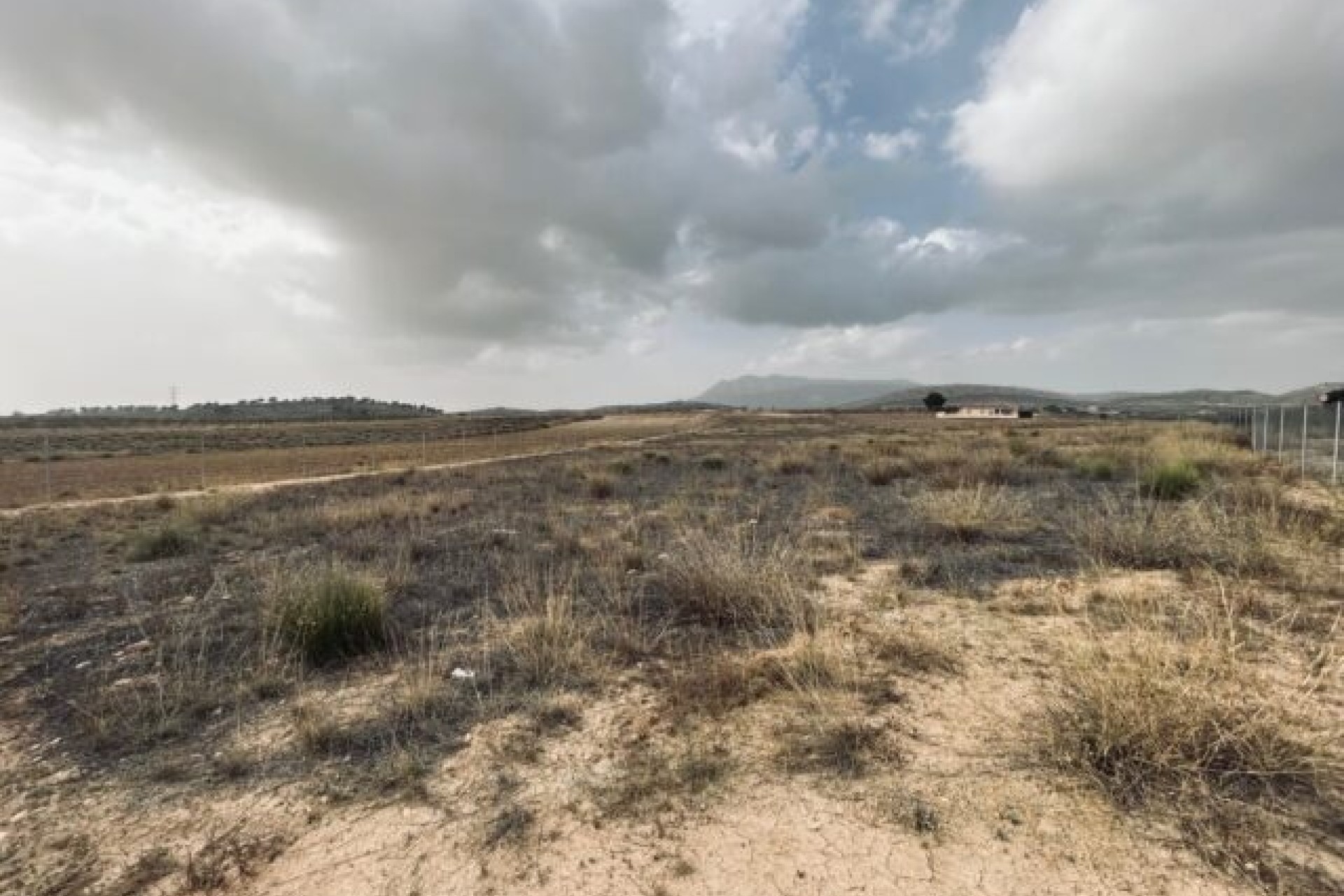 Resale - Plot / Land -
Torre del Rico