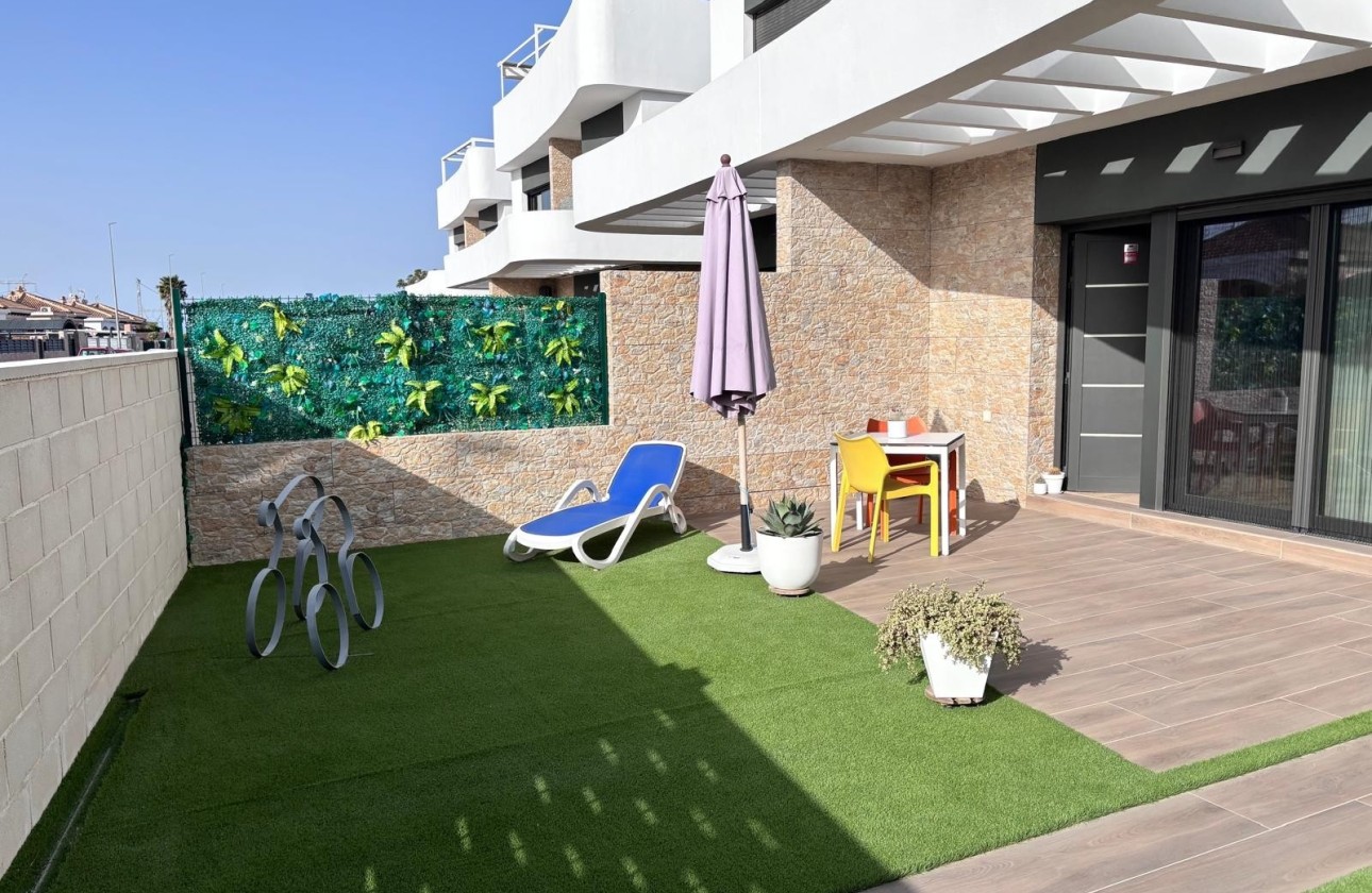 Resale - Reihenhaus -
Los Montesinos - La Herada