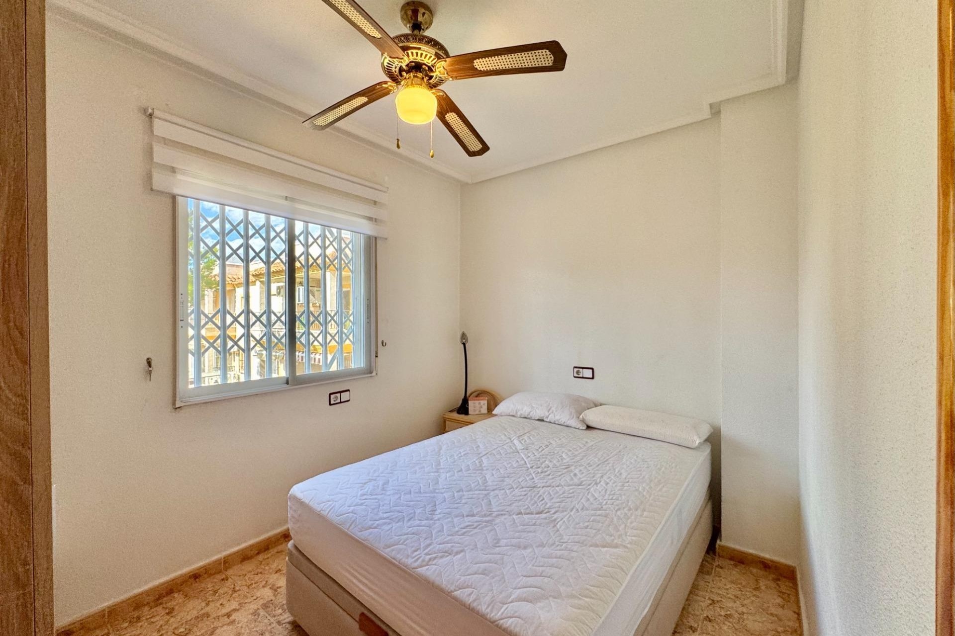 Resale - Reihenhaus -
Orihuela Costa - Las Filipinas
