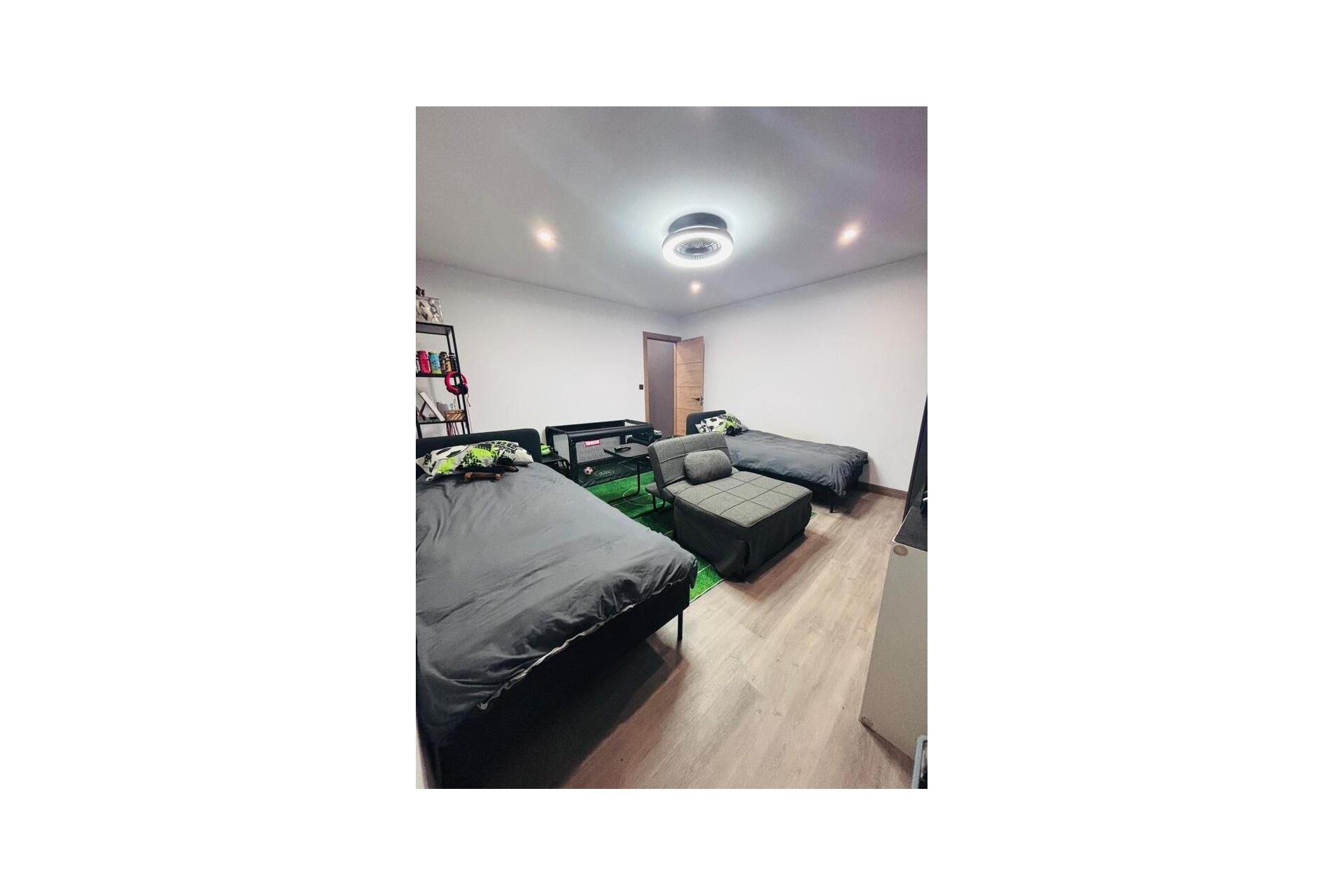 Resale - Reihenhaus -
San Miguel de Salinas - Inland