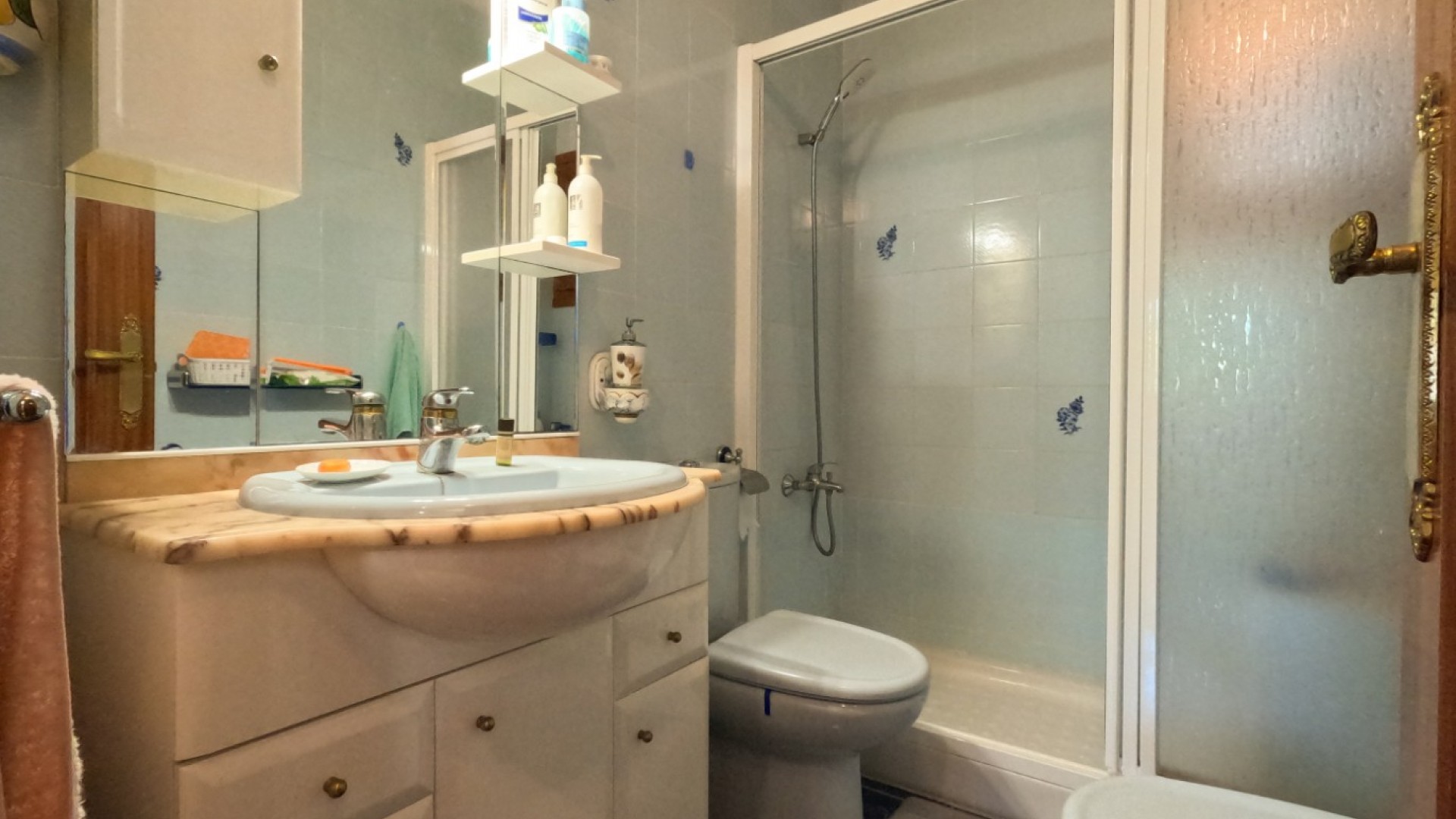 Resale - Reihenhaus / Stadthaus -
Torrevieja - El Acequión - Los Náufragos