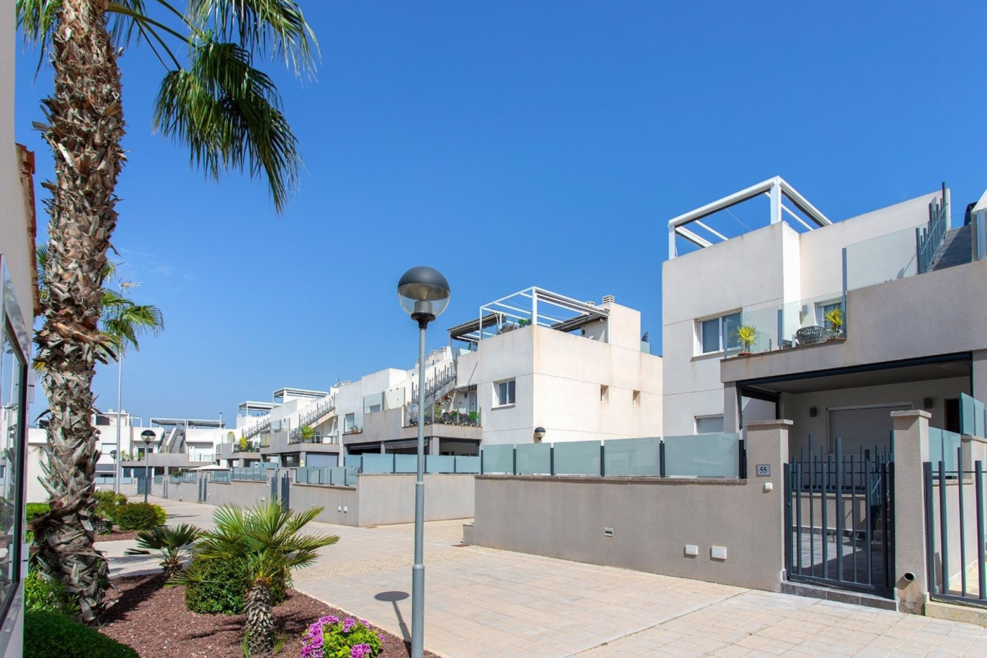 Resale - Reihenhaus -
Torrevieja - Aguas Nuevas