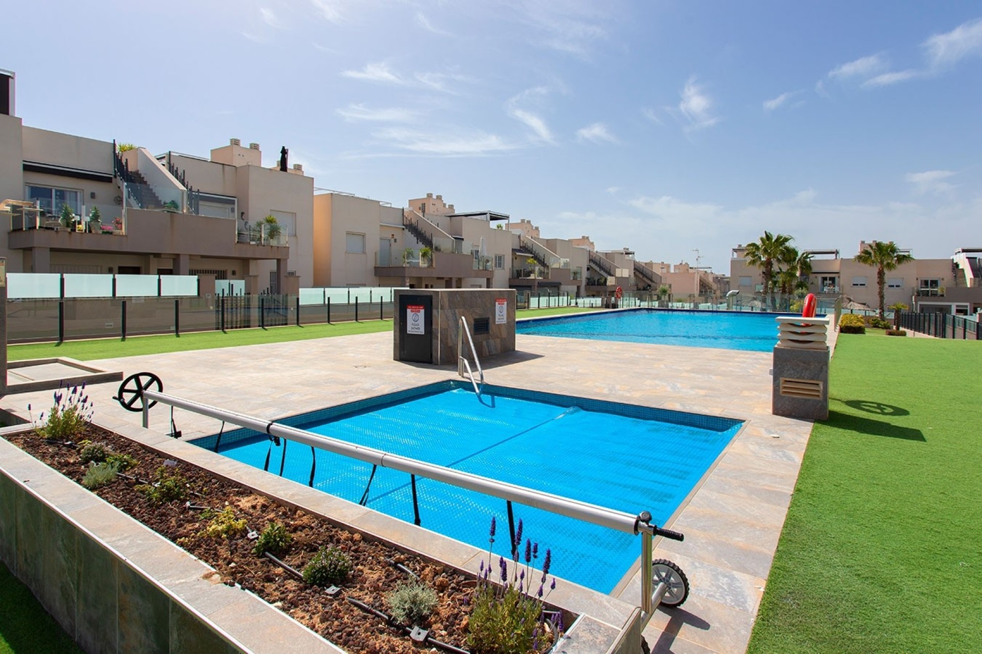 Resale - Reihenhaus -
Torrevieja - Aguas Nuevas