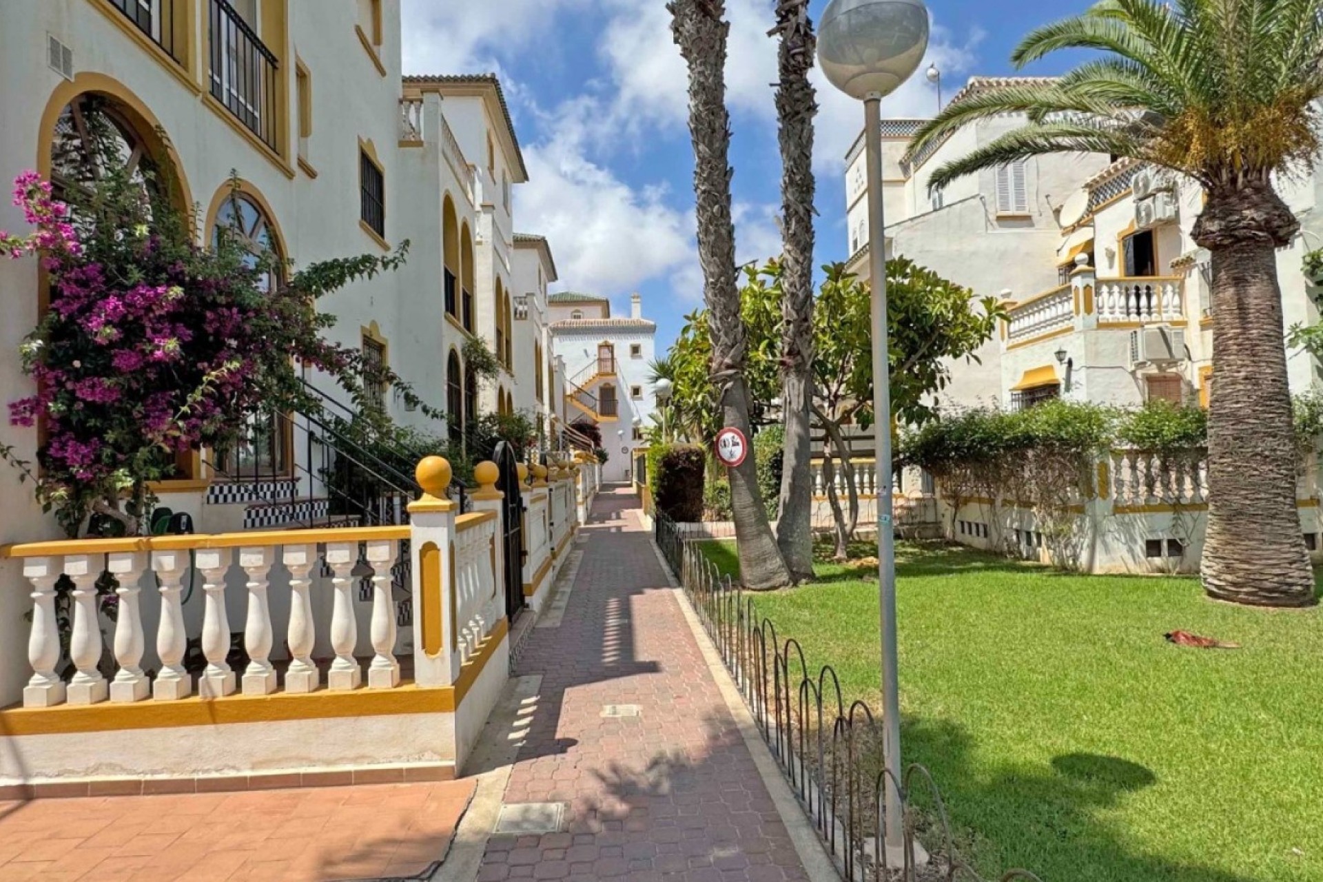 Resale - Reihenhaus -
Torrevieja - Torrelamata - La Mata