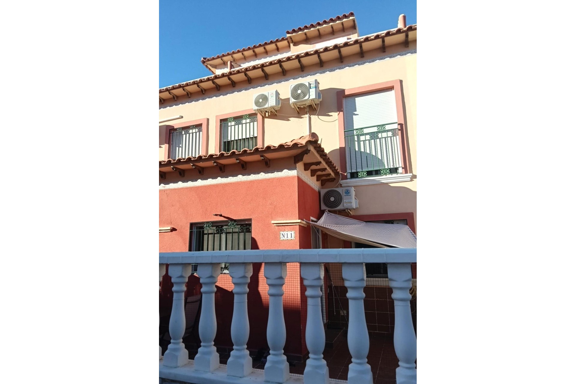Resale - Reihenhaus -
Torrevieja - Torretas