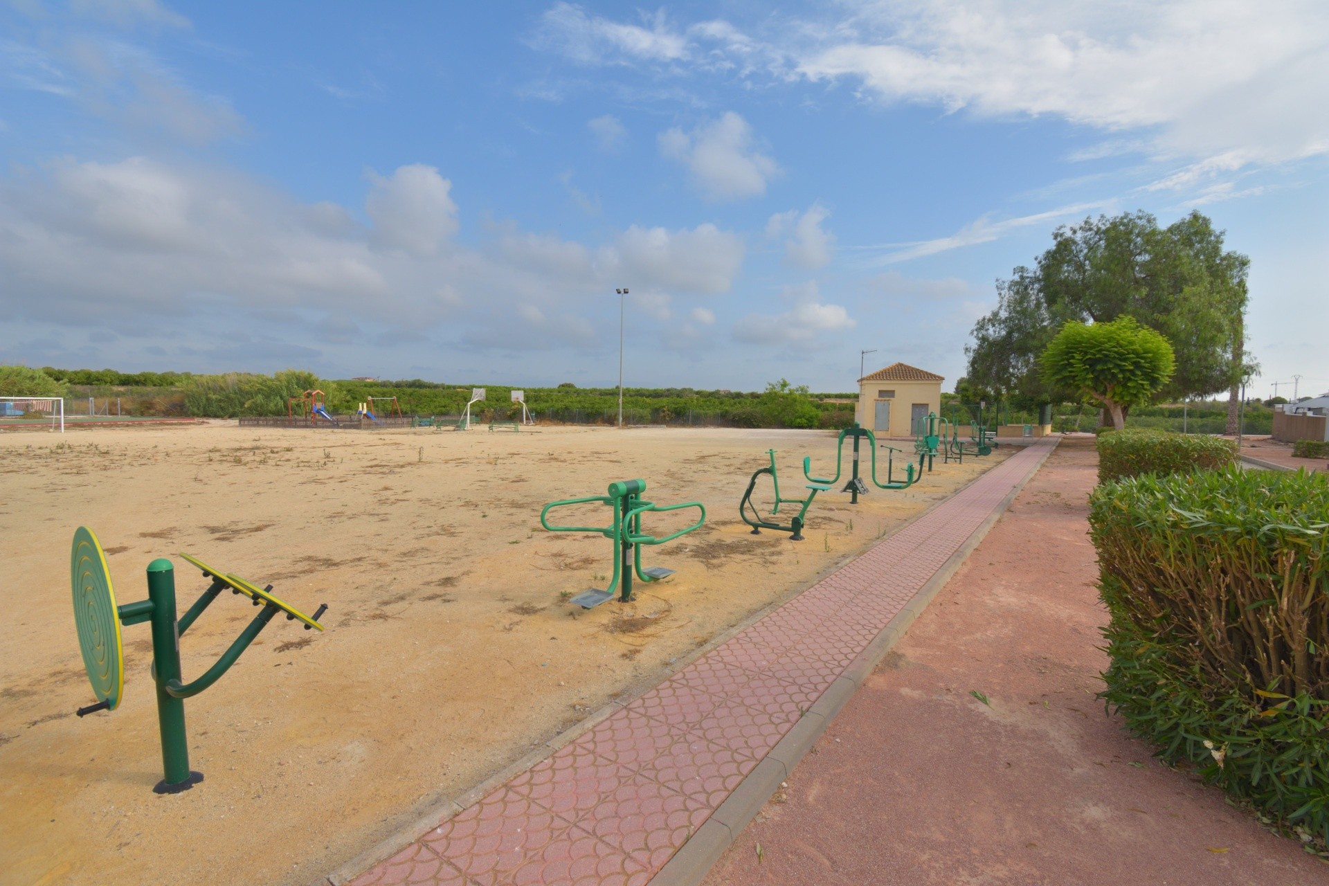 Resale - Semi Detached Villa -
Algorfa - Montebello