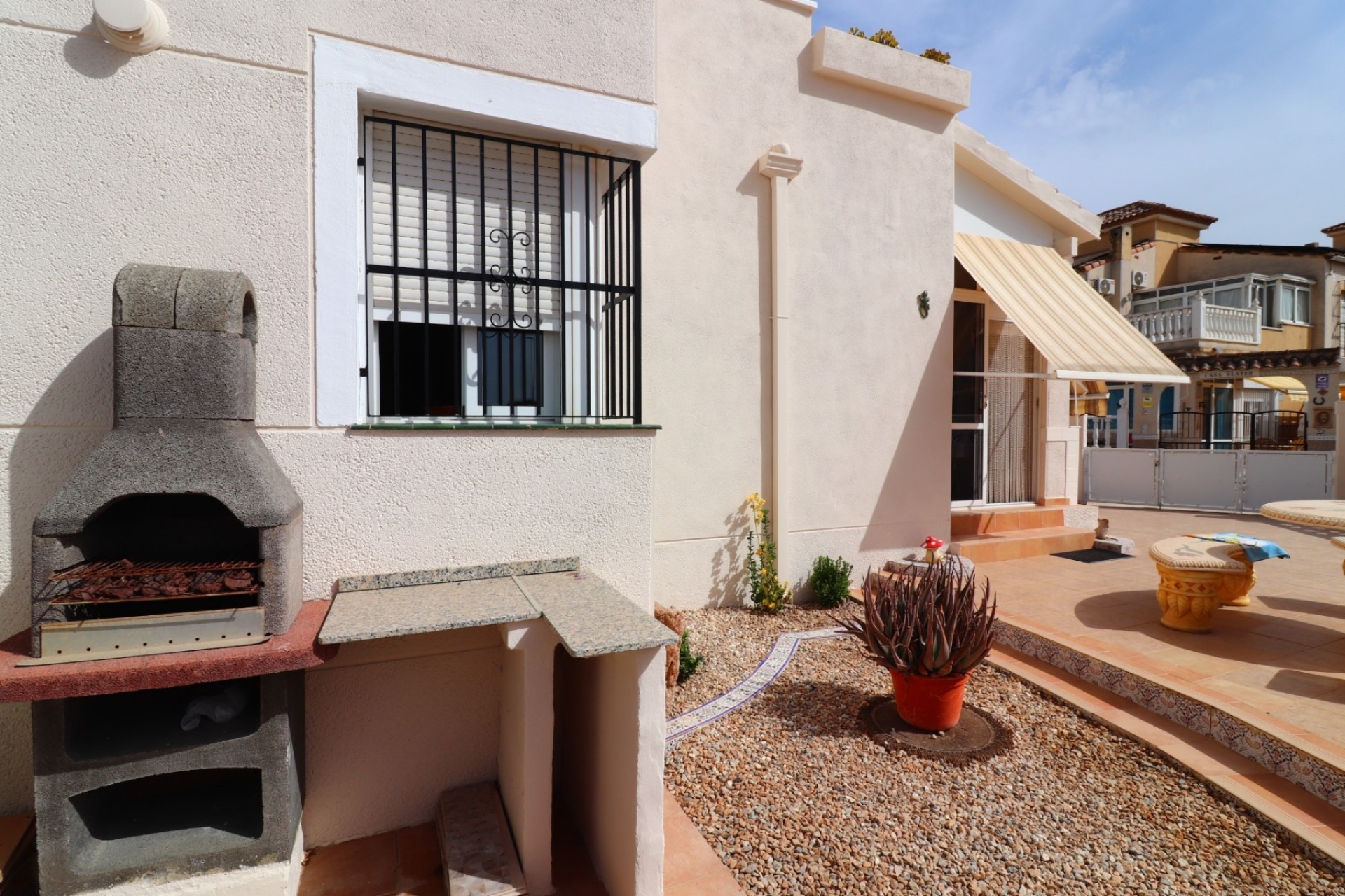 Resale - Semi Detached Villa -
Algorfa - Montebello