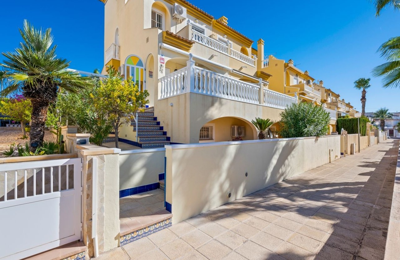 Resale - Semi Detached Villa -
Benijofar - Benimar 1