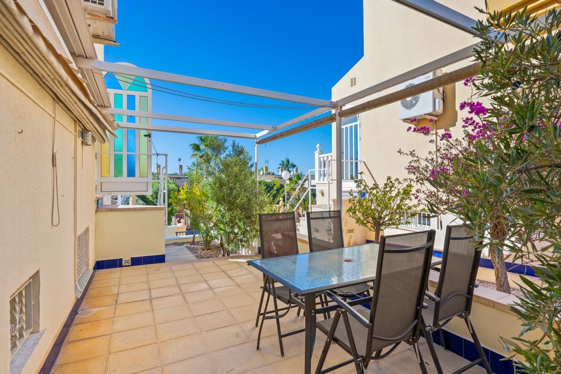 Resale - Semi Detached Villa -
Benijofar - Benimar 1