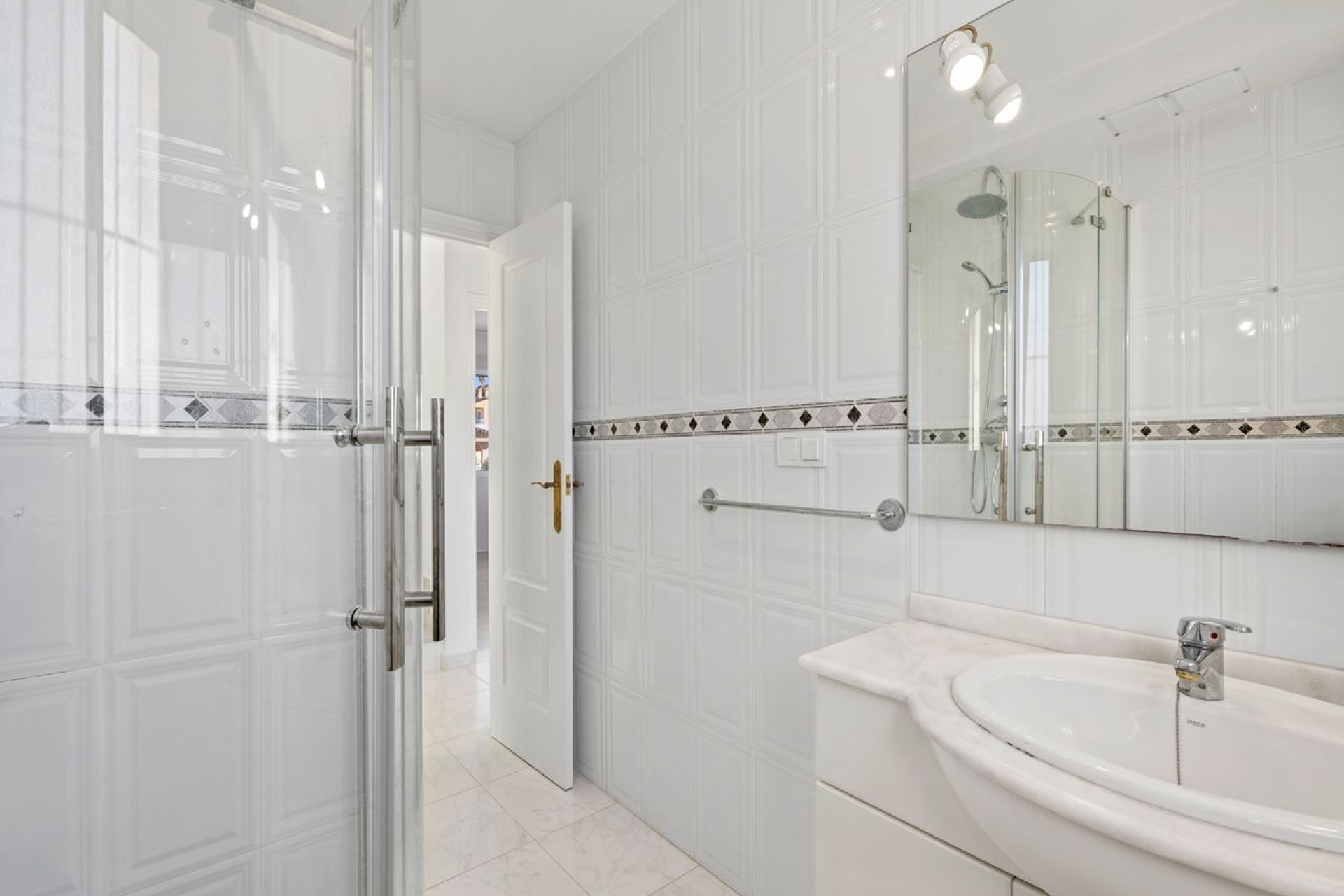 Resale - Semi Detached Villa -
Benijofar - Benimar 1