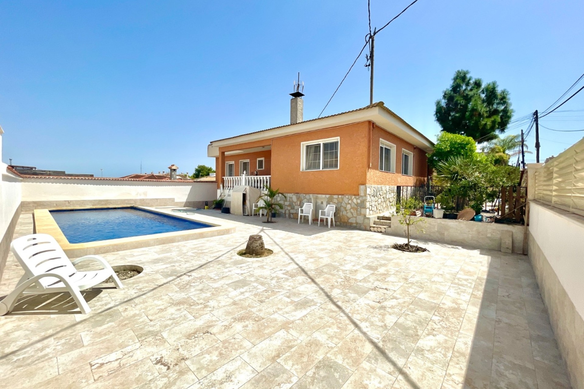 Resale - Semi Detached Villa -
Benijofar - Pueblo