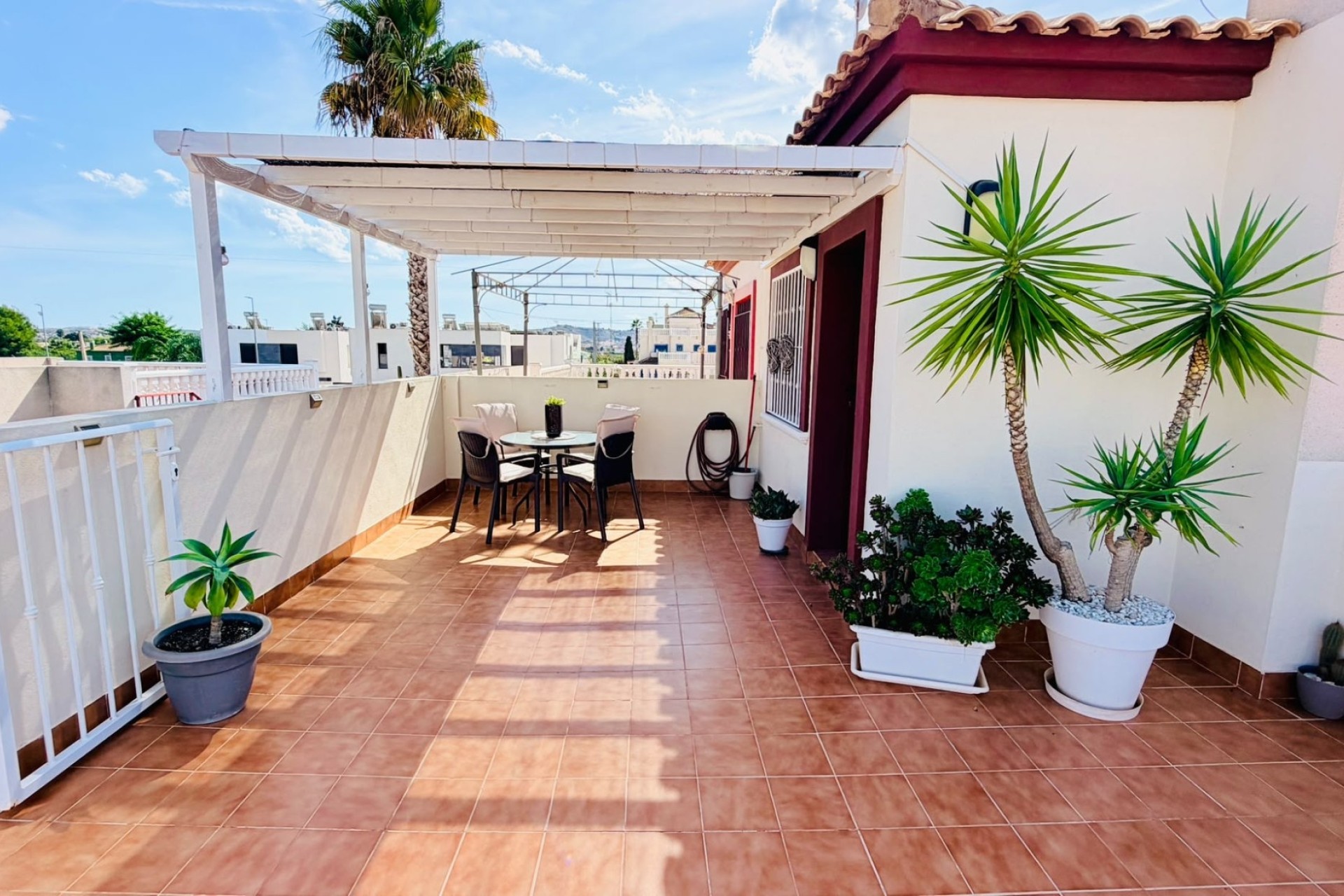Resale - Semi Detached Villa -
Daya Vieja