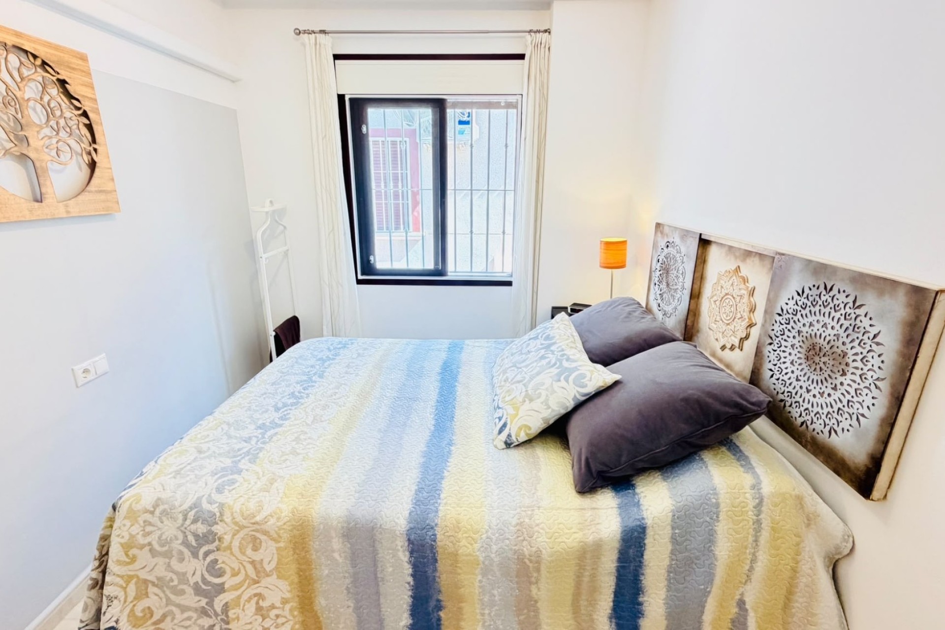Resale - Semi Detached Villa -
Daya Vieja