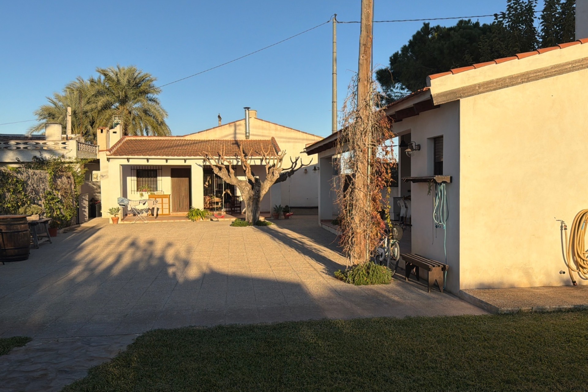 Resale - Semi Detached Villa -
Dolores