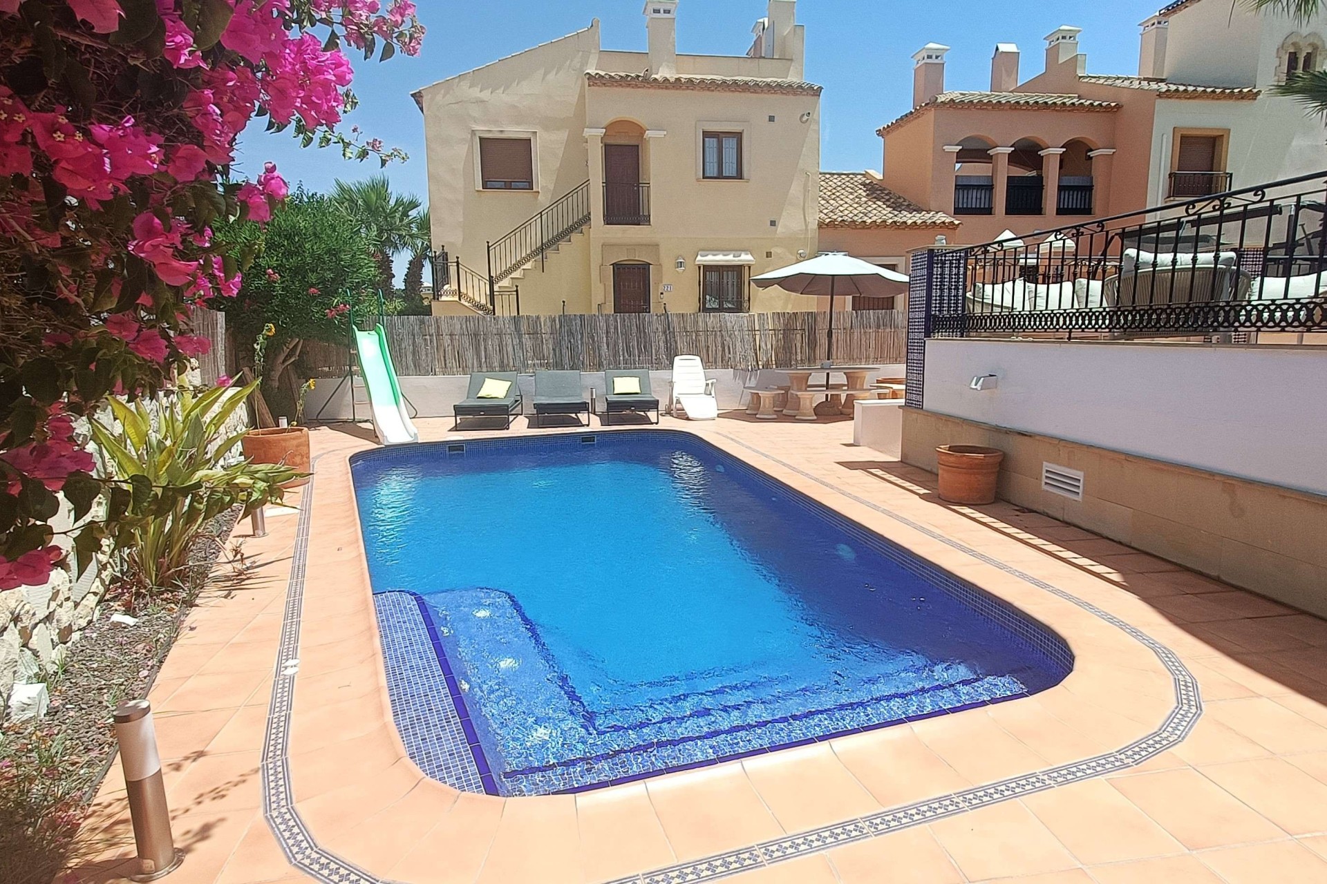 Resale - Semi Detached Villa -
La Finca Golf - La Finca Golf Resort