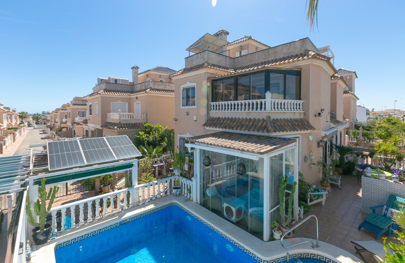 Resale - Semi Detached Villa -
La Zenia