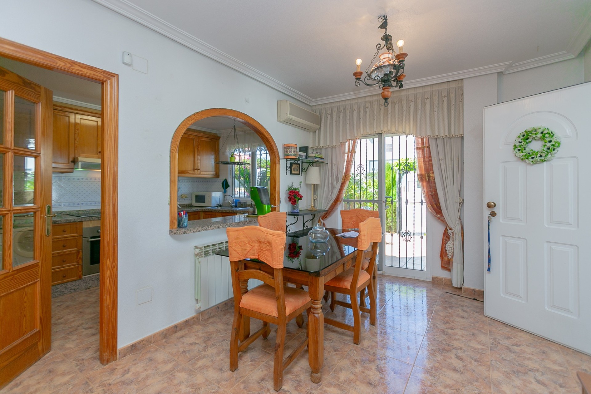 Resale - Semi Detached Villa -
La Zenia
