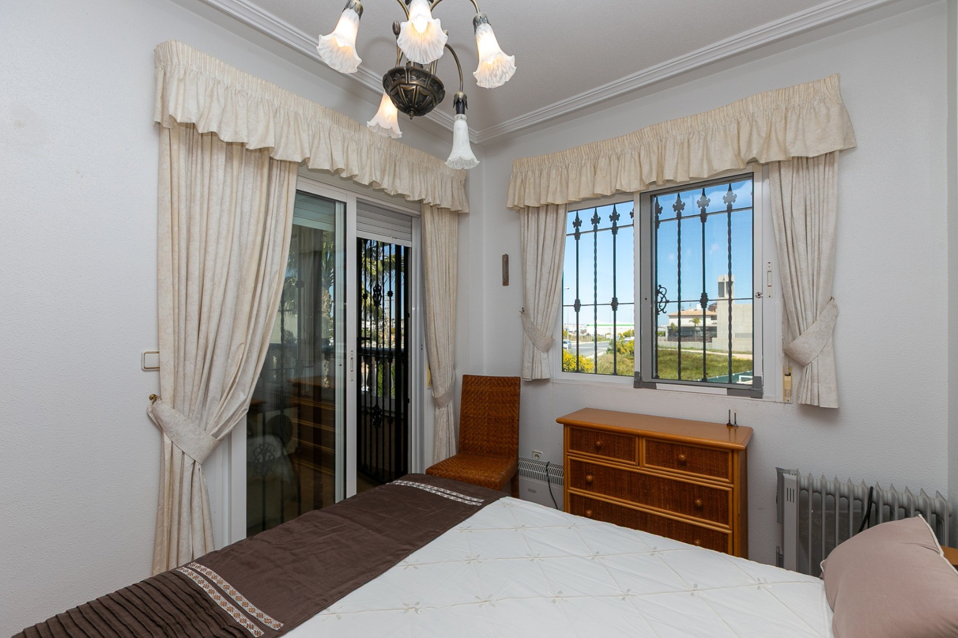 Resale - Semi Detached Villa -
La Zenia