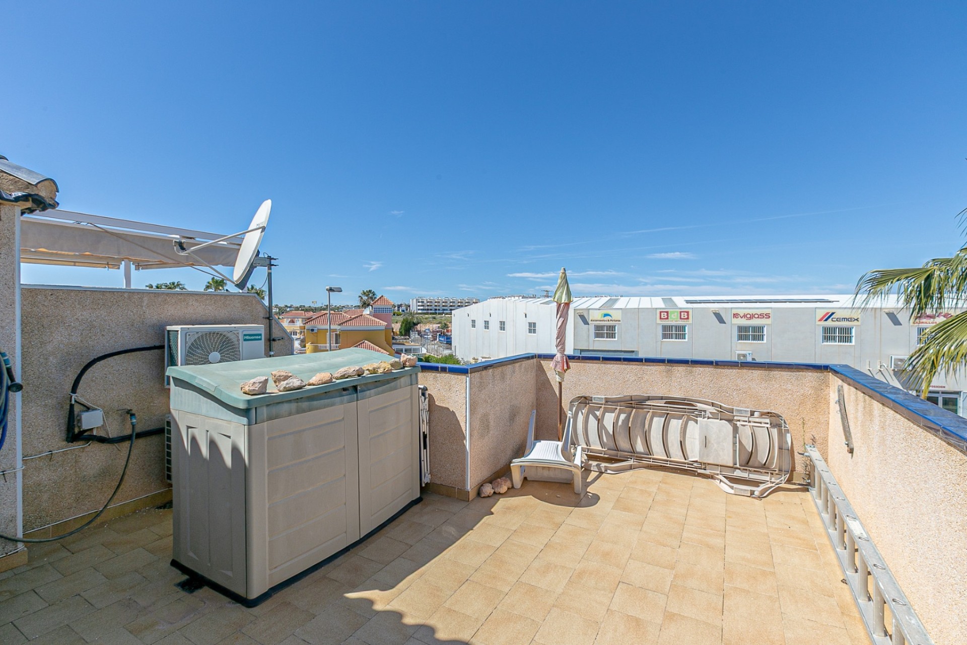 Resale - Semi Detached Villa -
La Zenia
