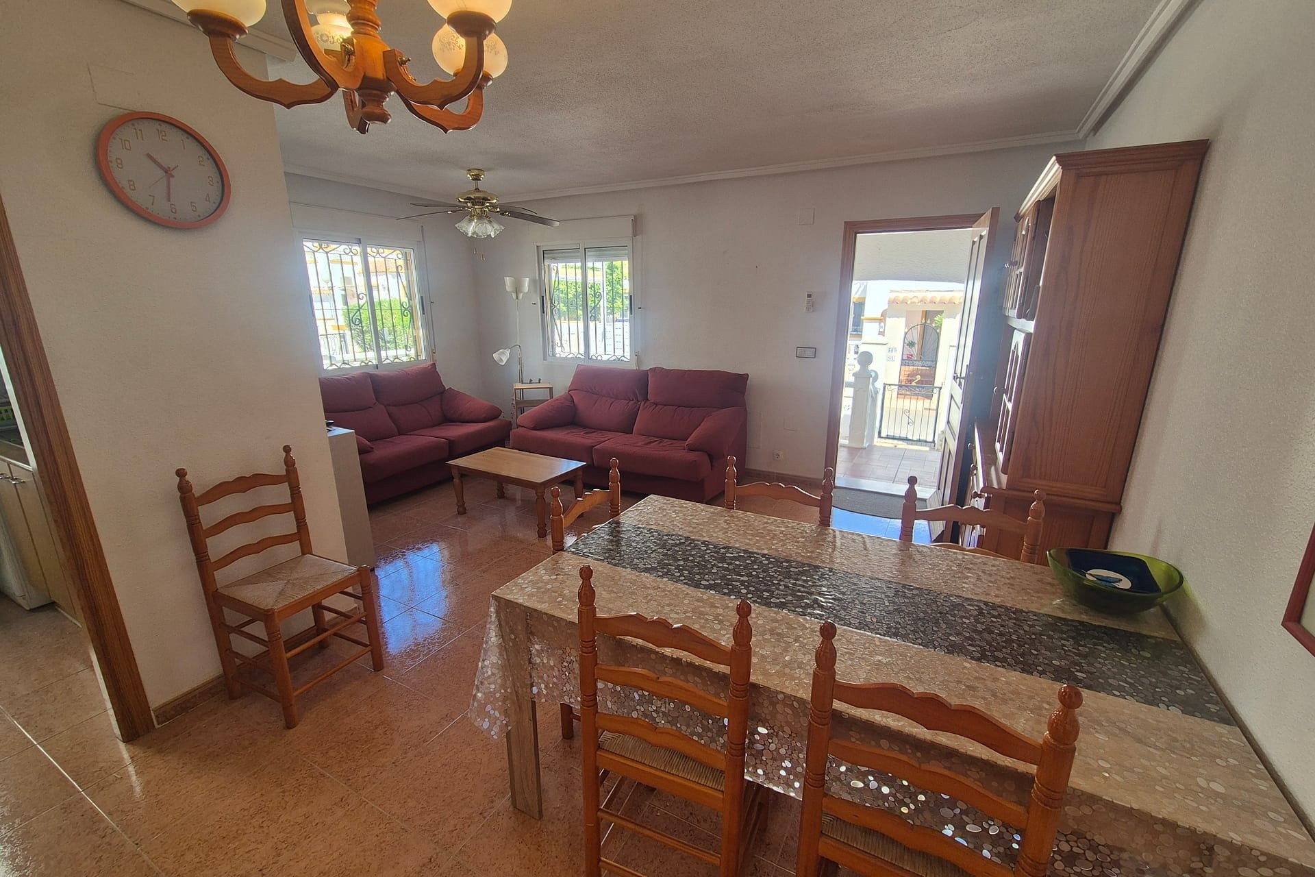 Resale - Semi Detached Villa -
Los Altos