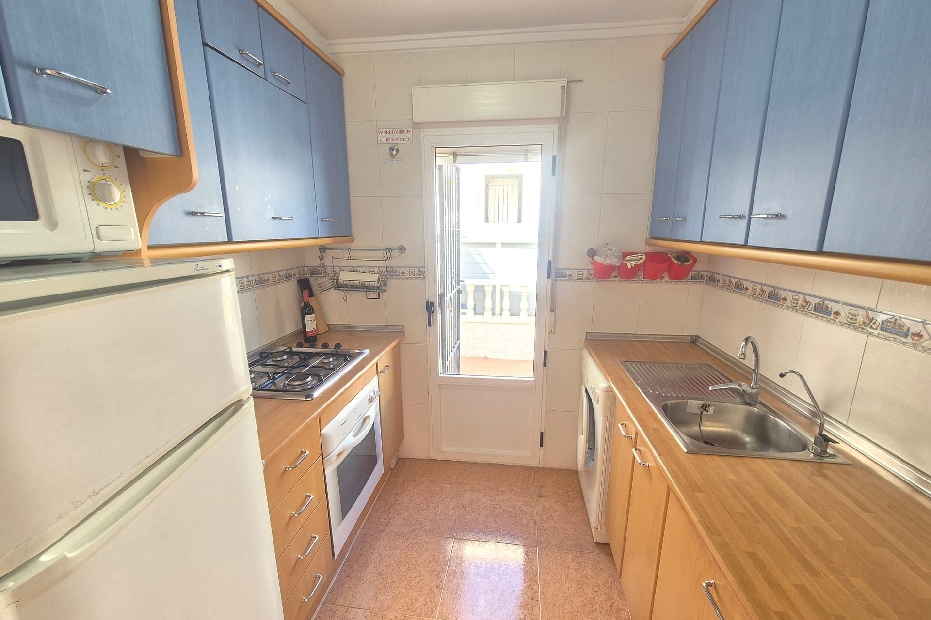 Resale - Semi Detached Villa -
Los Altos