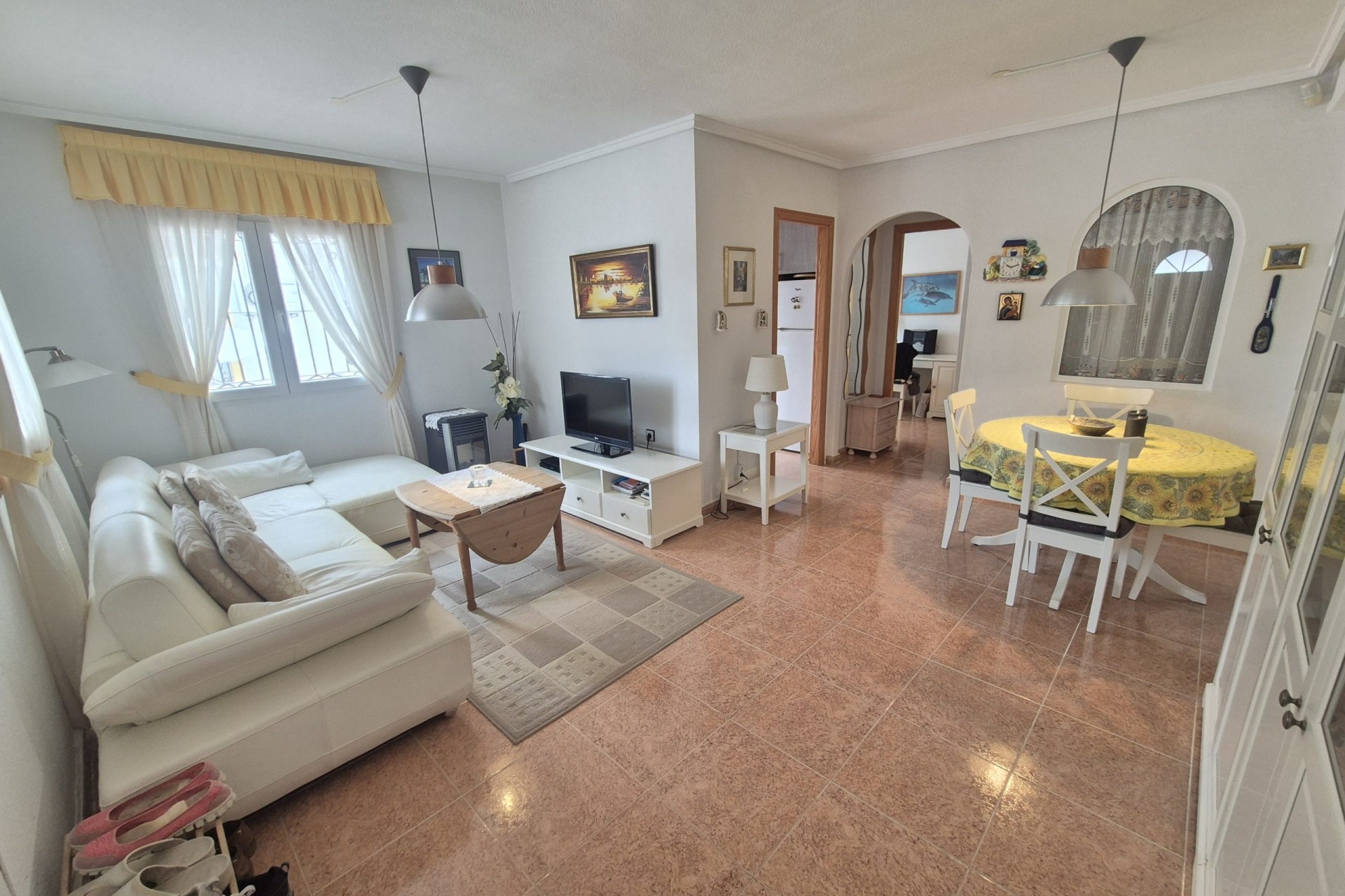 Resale - Semi Detached Villa -
Los Altos