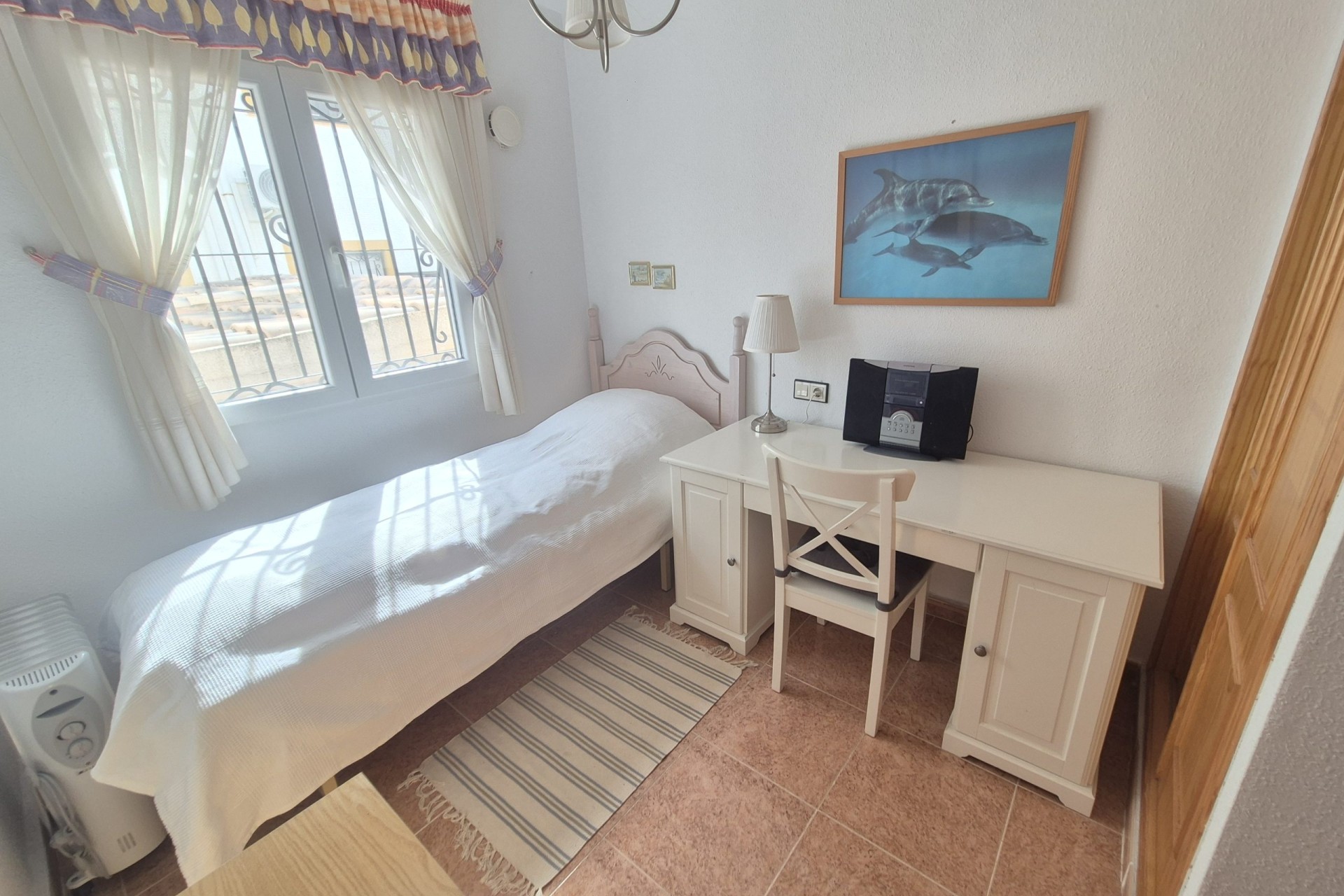 Resale - Semi Detached Villa -
Los Altos