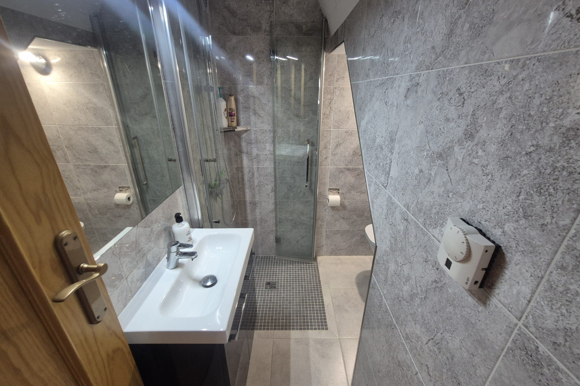 Resale - Semi Detached Villa -
Los Altos