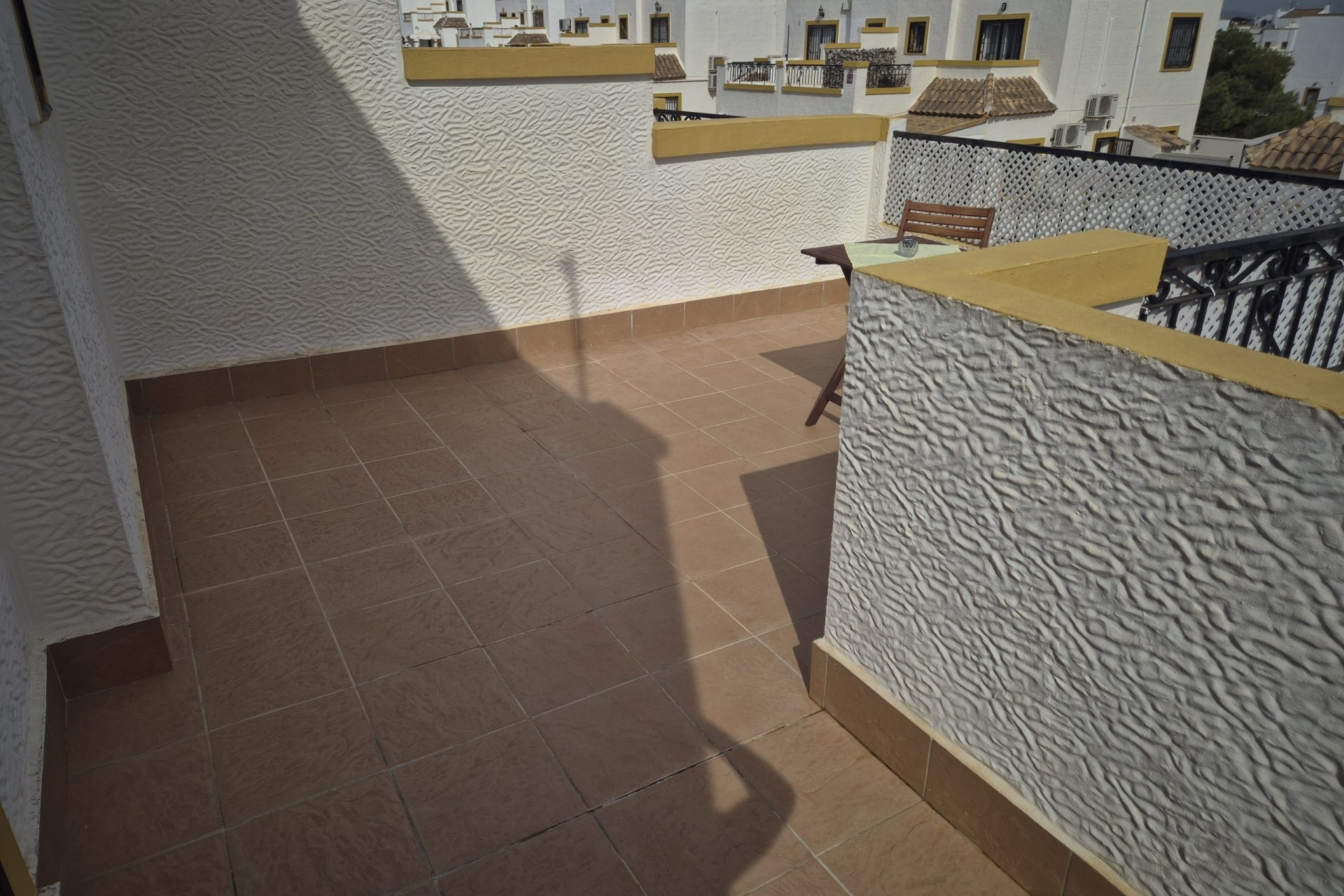 Resale - Semi Detached Villa -
Los Altos