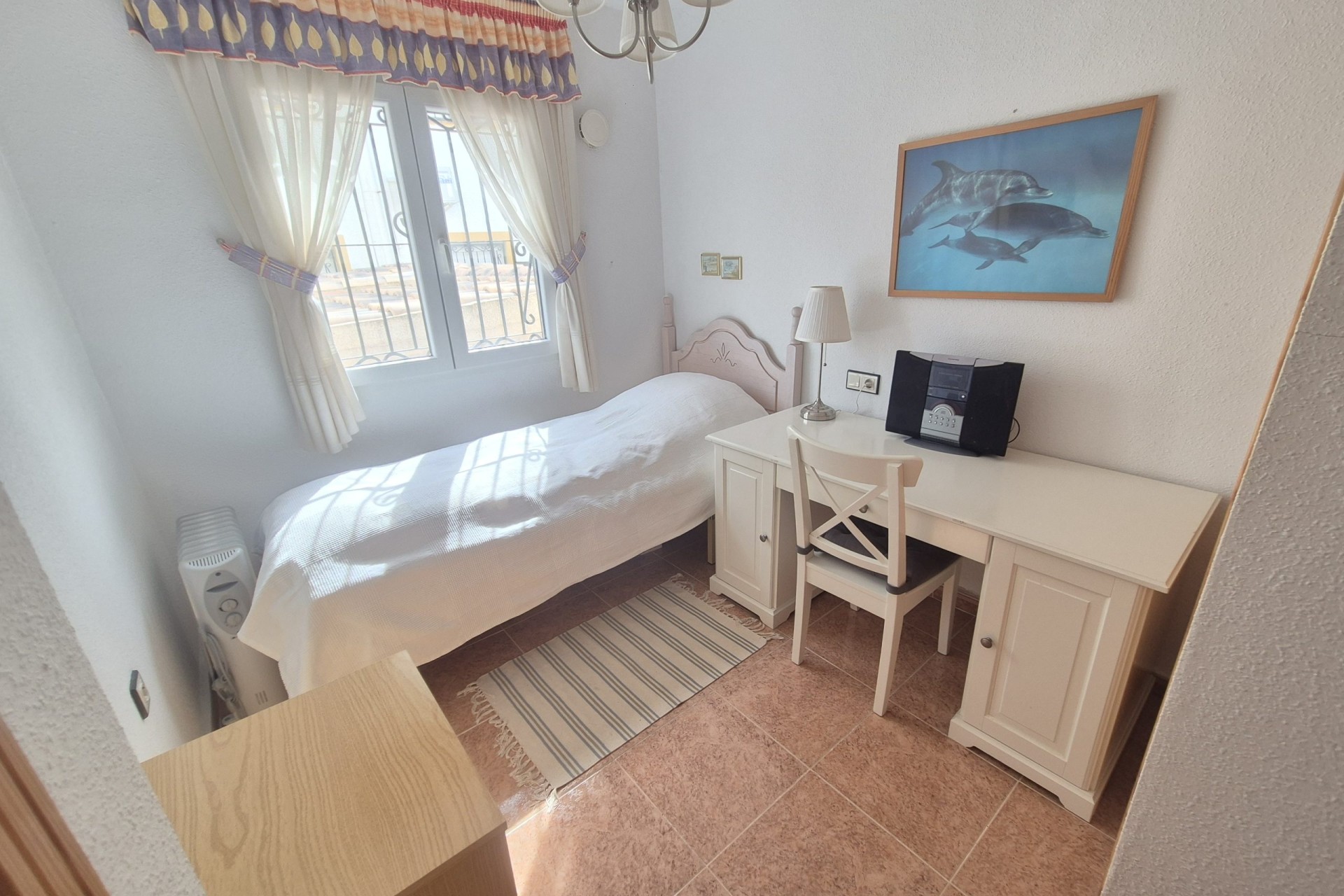 Resale - Semi Detached Villa -
Los Altos