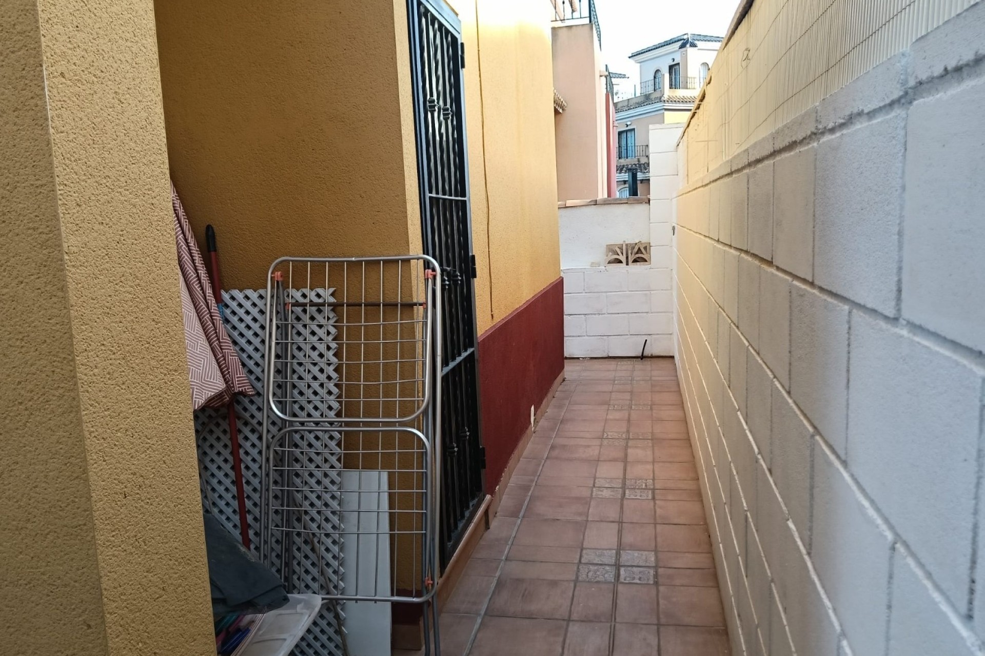 Resale - Semi Detached Villa -
Los Montesinos - La Herrada