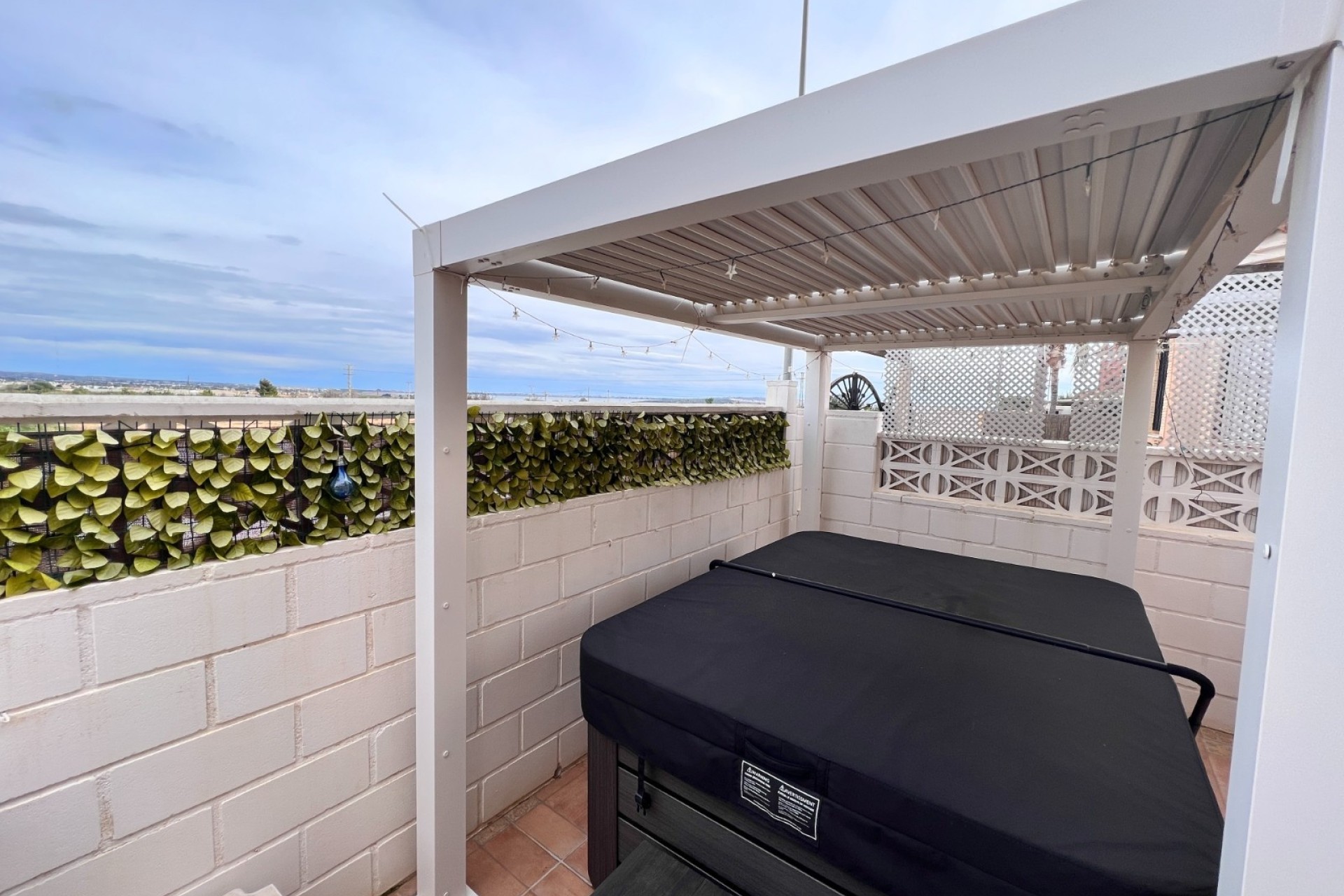 Resale - Semi Detached Villa -
Los Montesinos - La Herrada